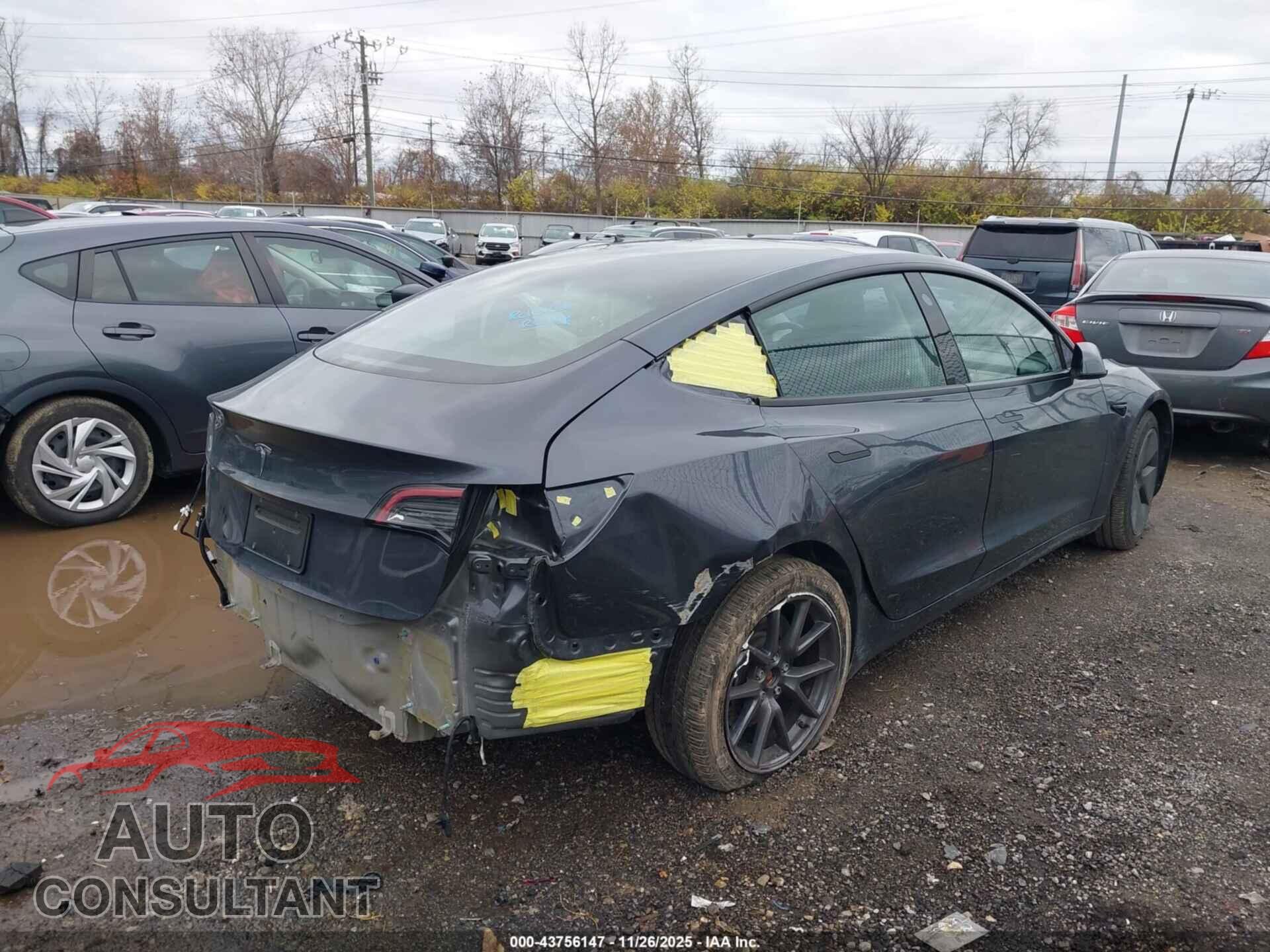 TESLA MODEL 3 2023 - 5YJ3E1EA9PF679932