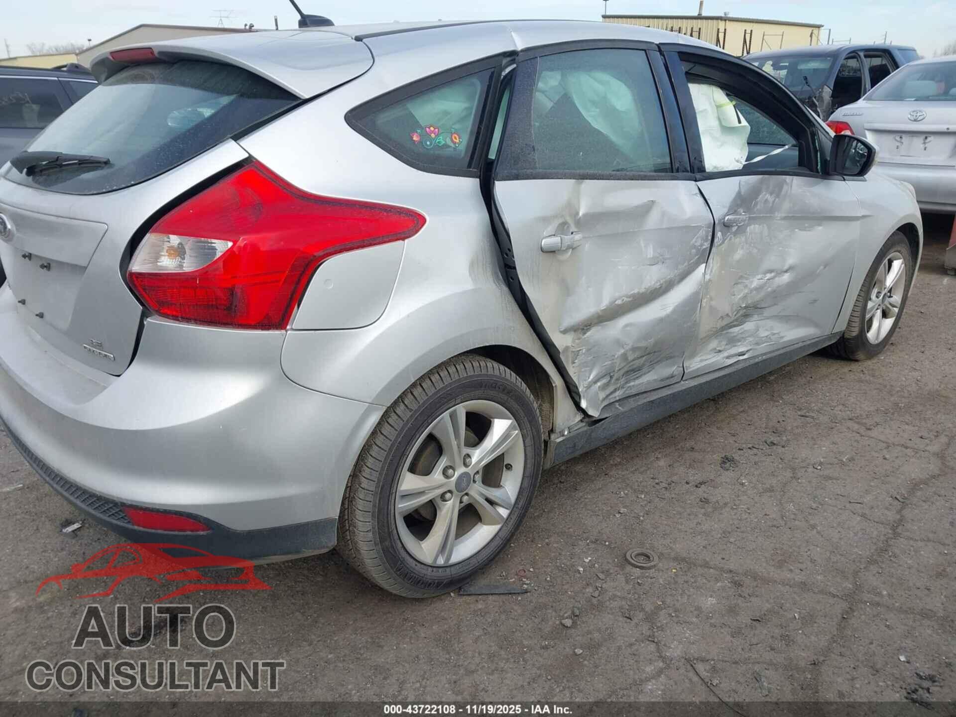 FORD FOCUS 2013 - 1FADP3K27DL372152