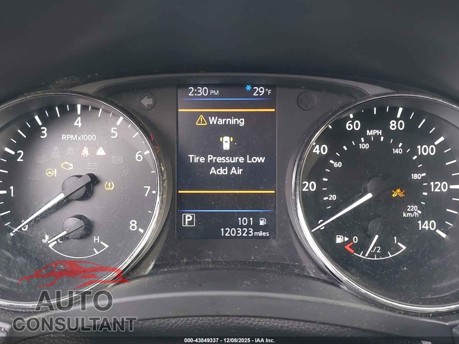 NISSAN ROGUE 2019 - KNMAT2MV8KP530739