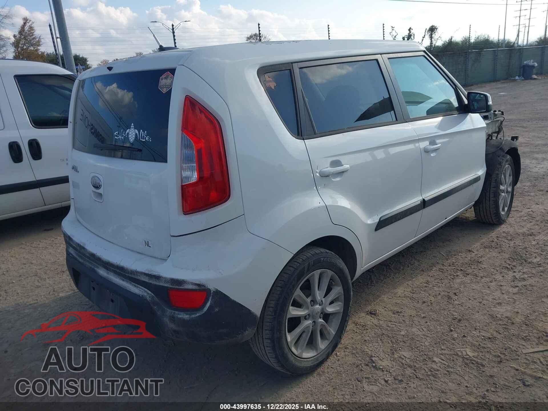 KIA SOUL 2013 - KNDJT2A67D7575235