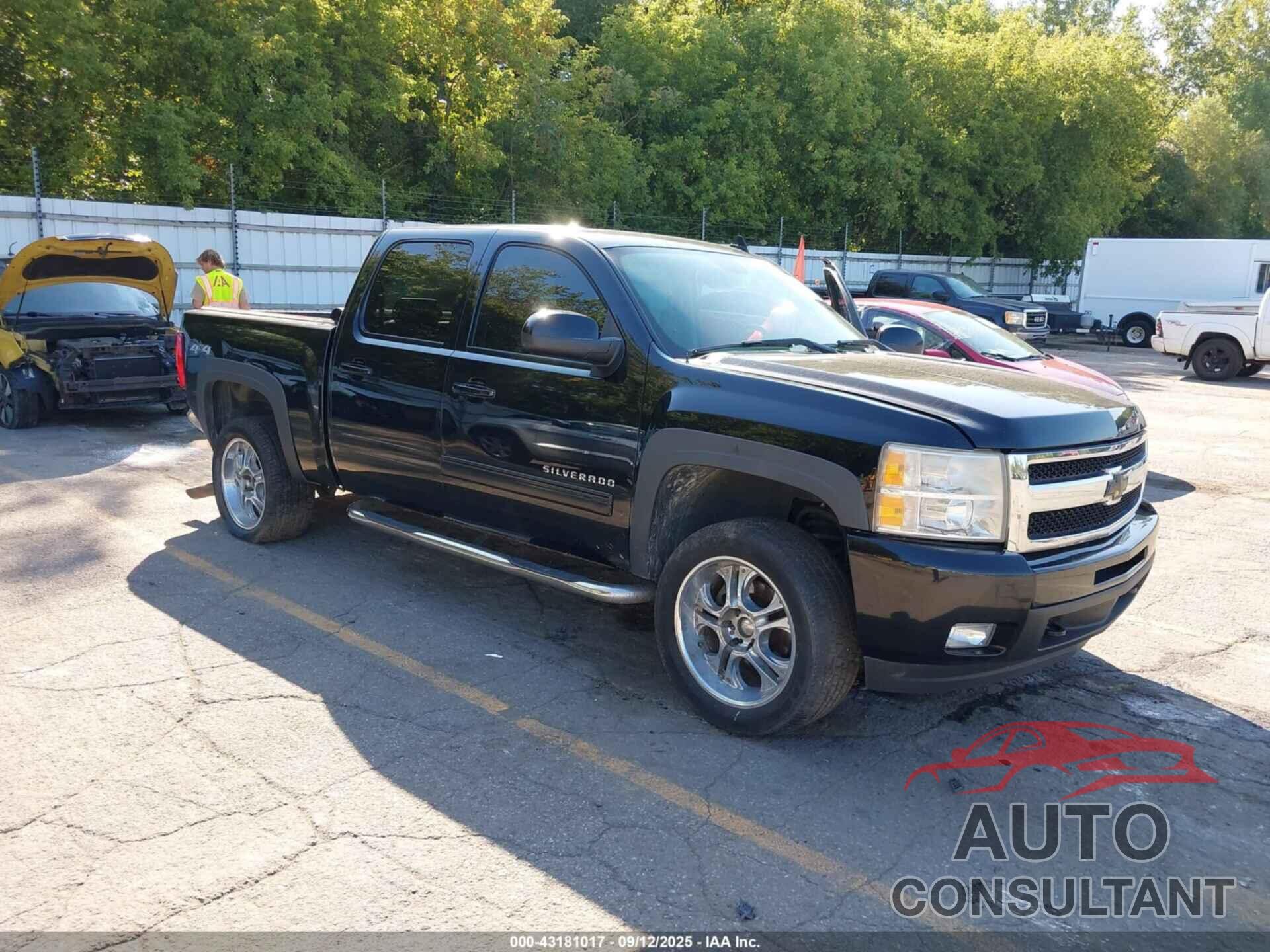 CHEVROLET SILVERADO 1500 2011 - 3GCUKTE2XBG259942