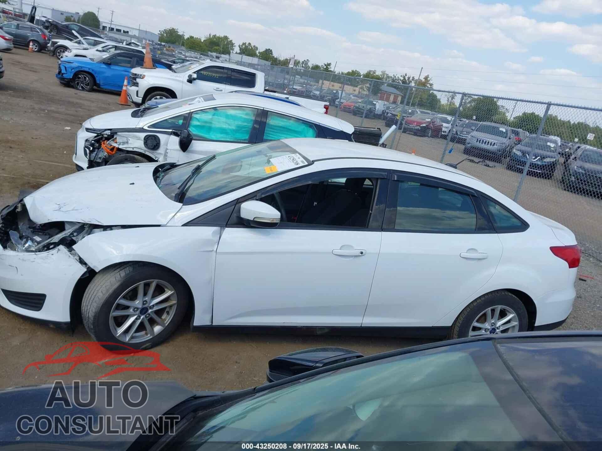 FORD FOCUS 2017 - 1FADP3F26HL292129