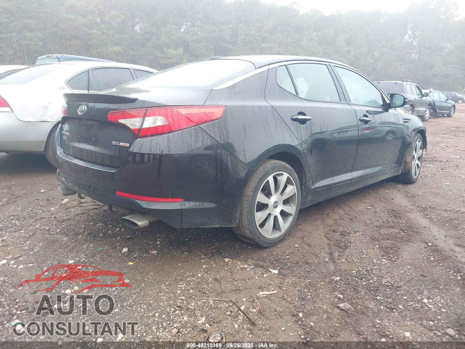 KIA OPTIMA 2011 - KNAGR4A65B5127831