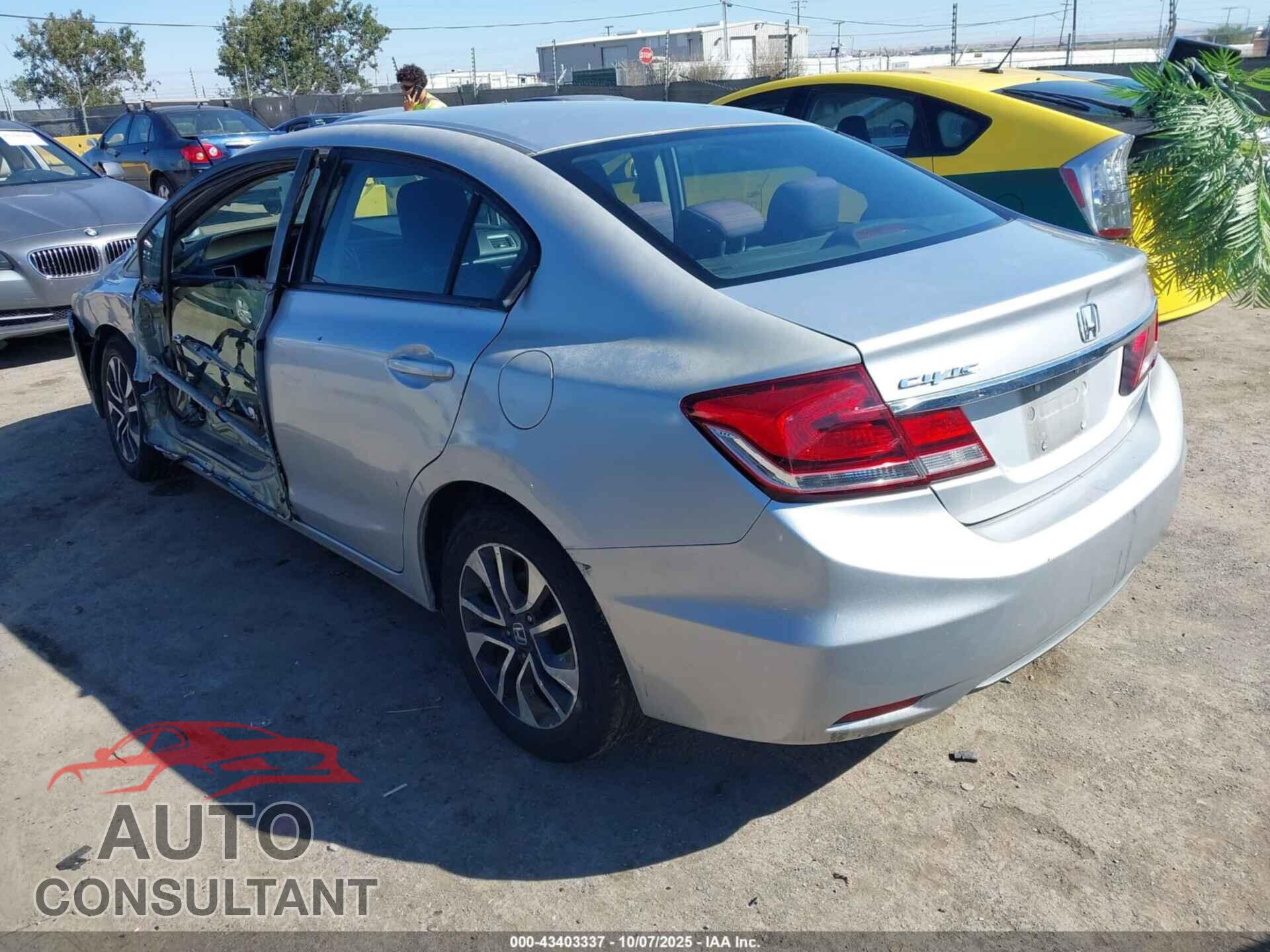 HONDA CIVIC 2015 - 2HGFB2F84FH531995