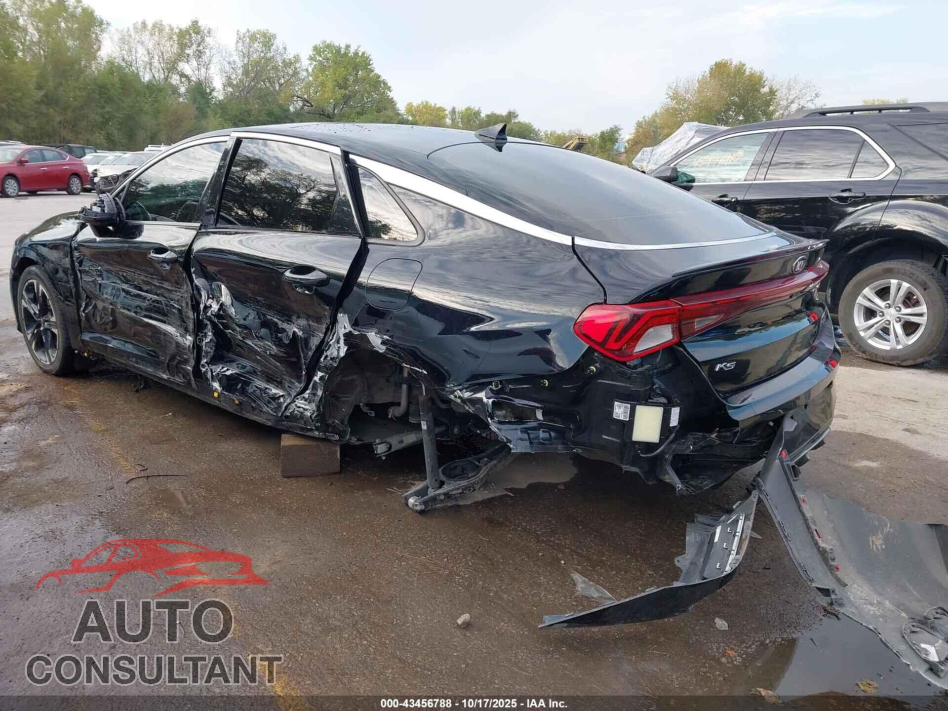 KIA K5 2021 - 5XXG64J27MG012686