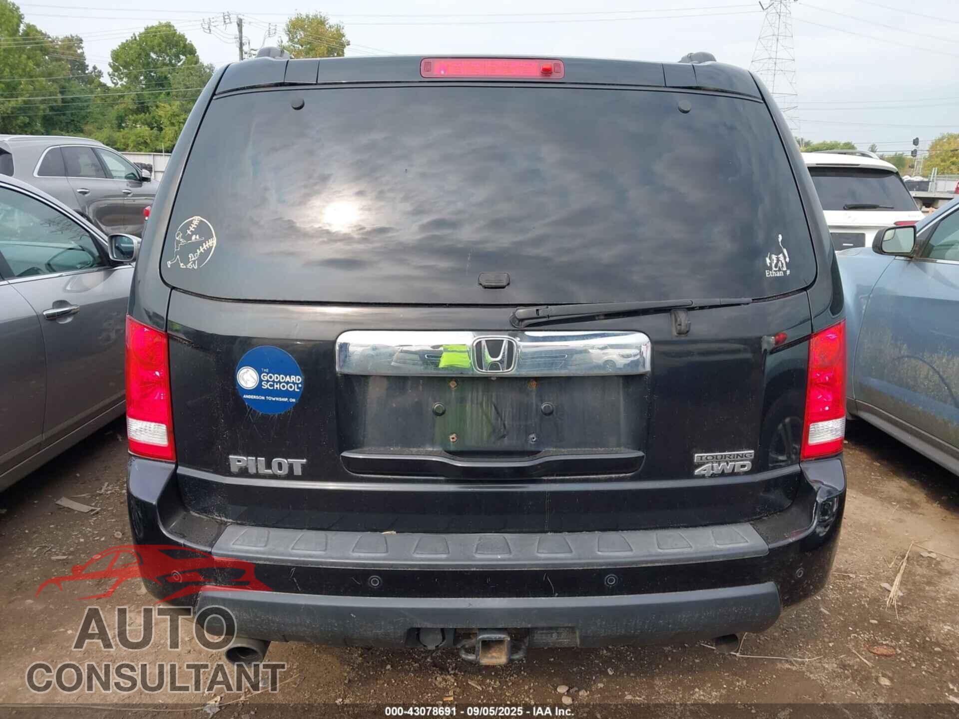 HONDA PILOT 2011 - 5FNYF4H97BB070823