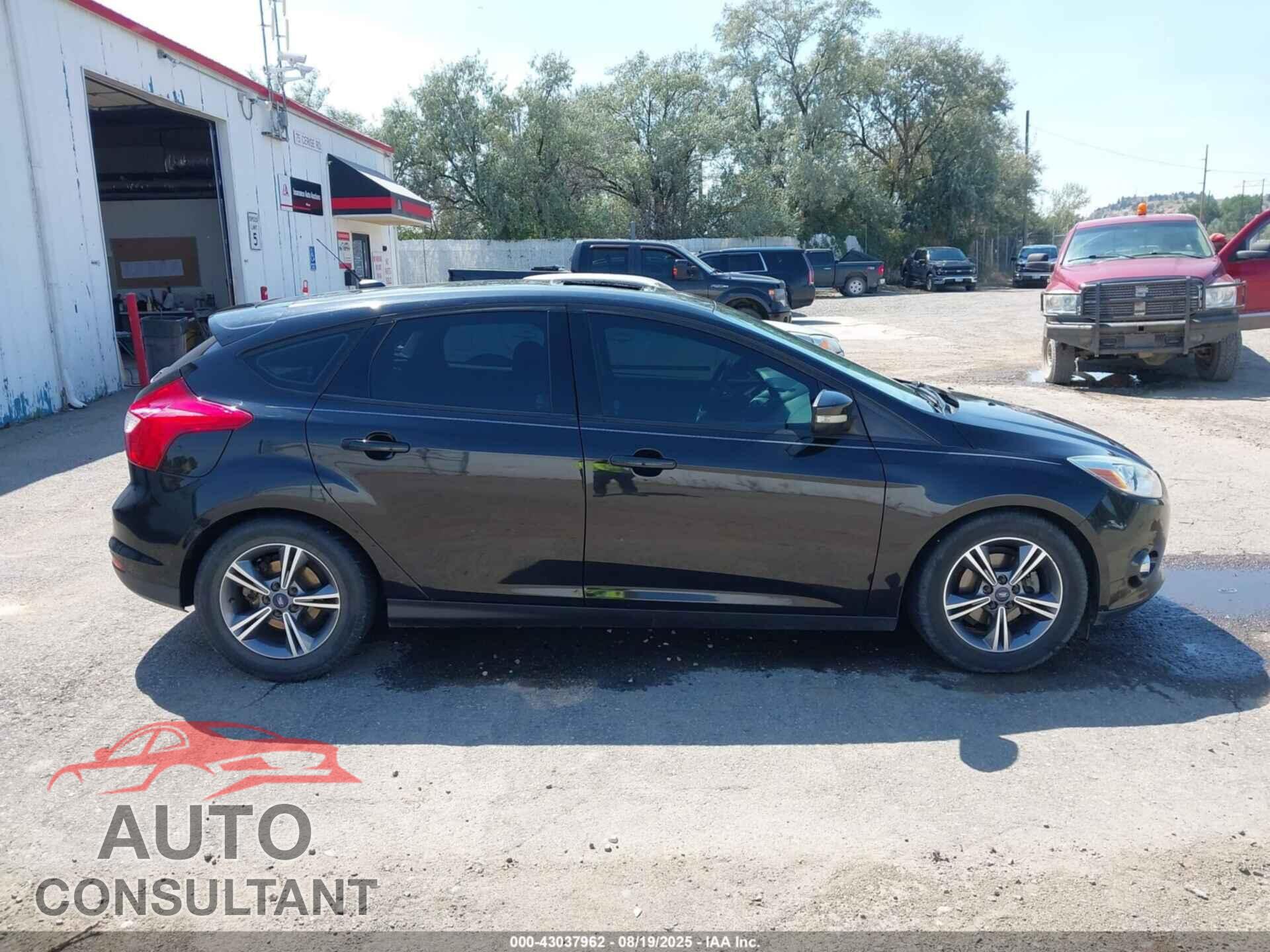 FORD FOCUS 2014 - 1FADP3K21EL437580
