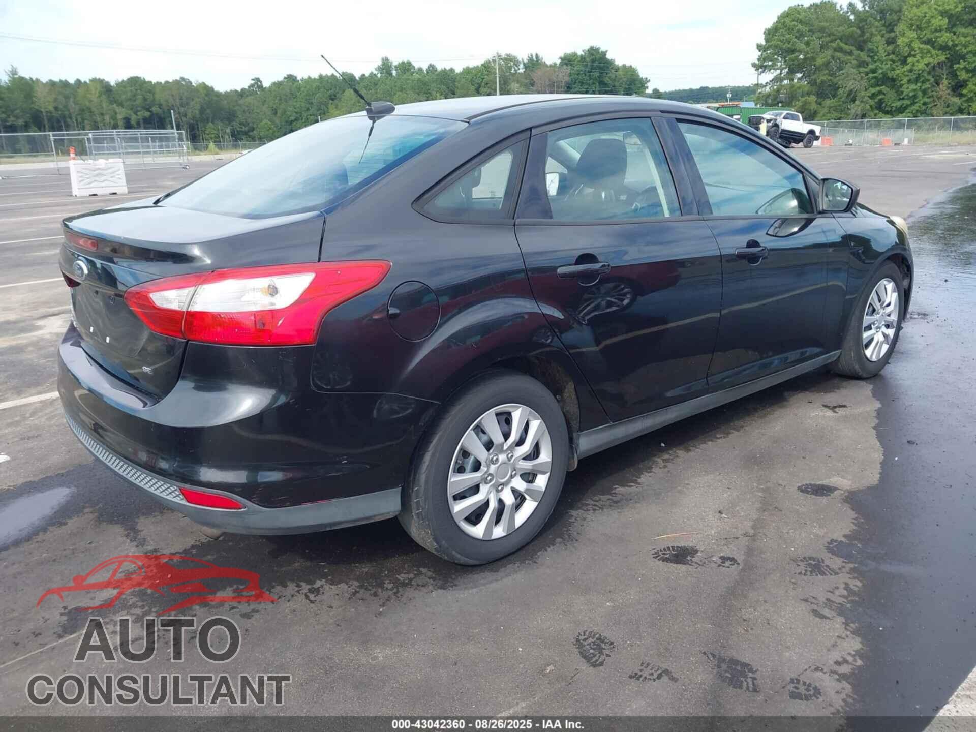 FORD FOCUS 2012 - 1FAHP3F20CL170084
