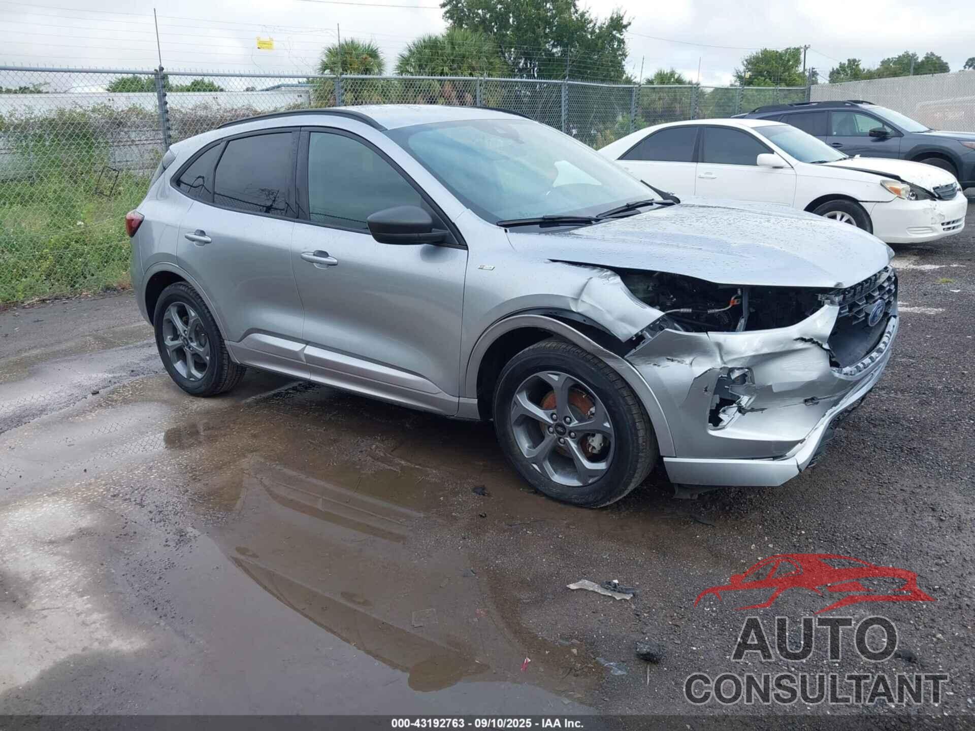 FORD ESCAPE 2023 - 1FMCU0MN1PUA43977