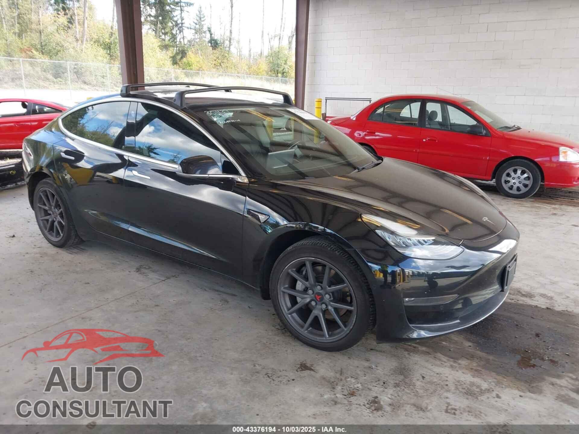 TESLA MODEL 3 2018 - 5YJ3E1EB9JF110658