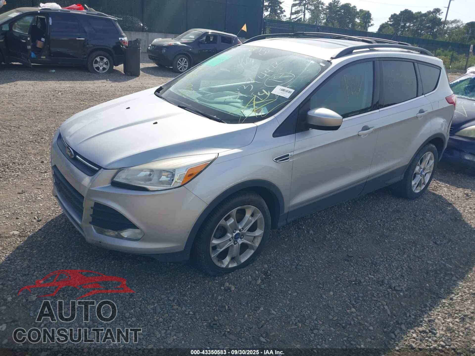 FORD ESCAPE 2013 - 1FMCU0GX0DUC91484
