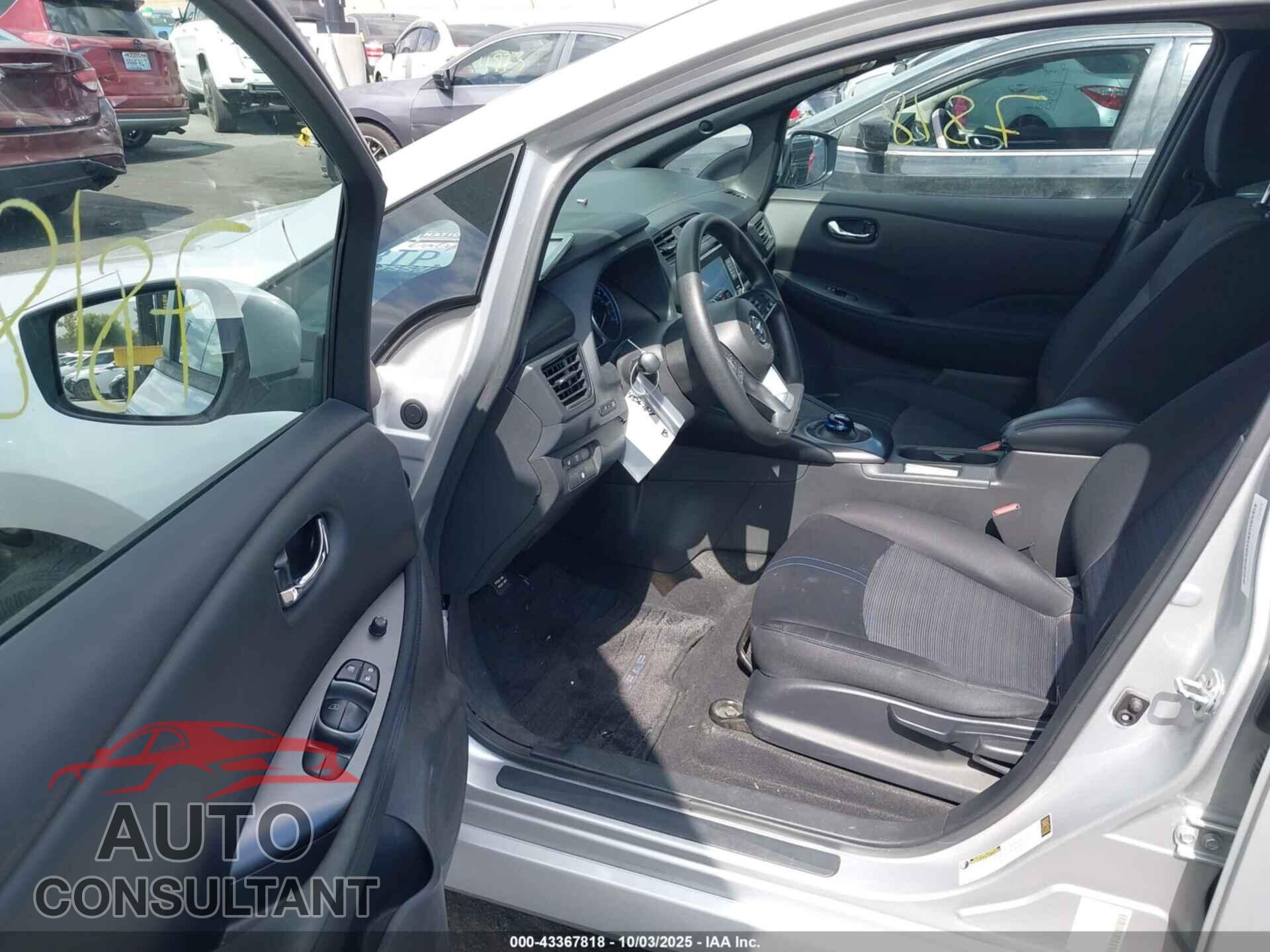 NISSAN LEAF 2020 - 1N4AZ1BP3LC310825
