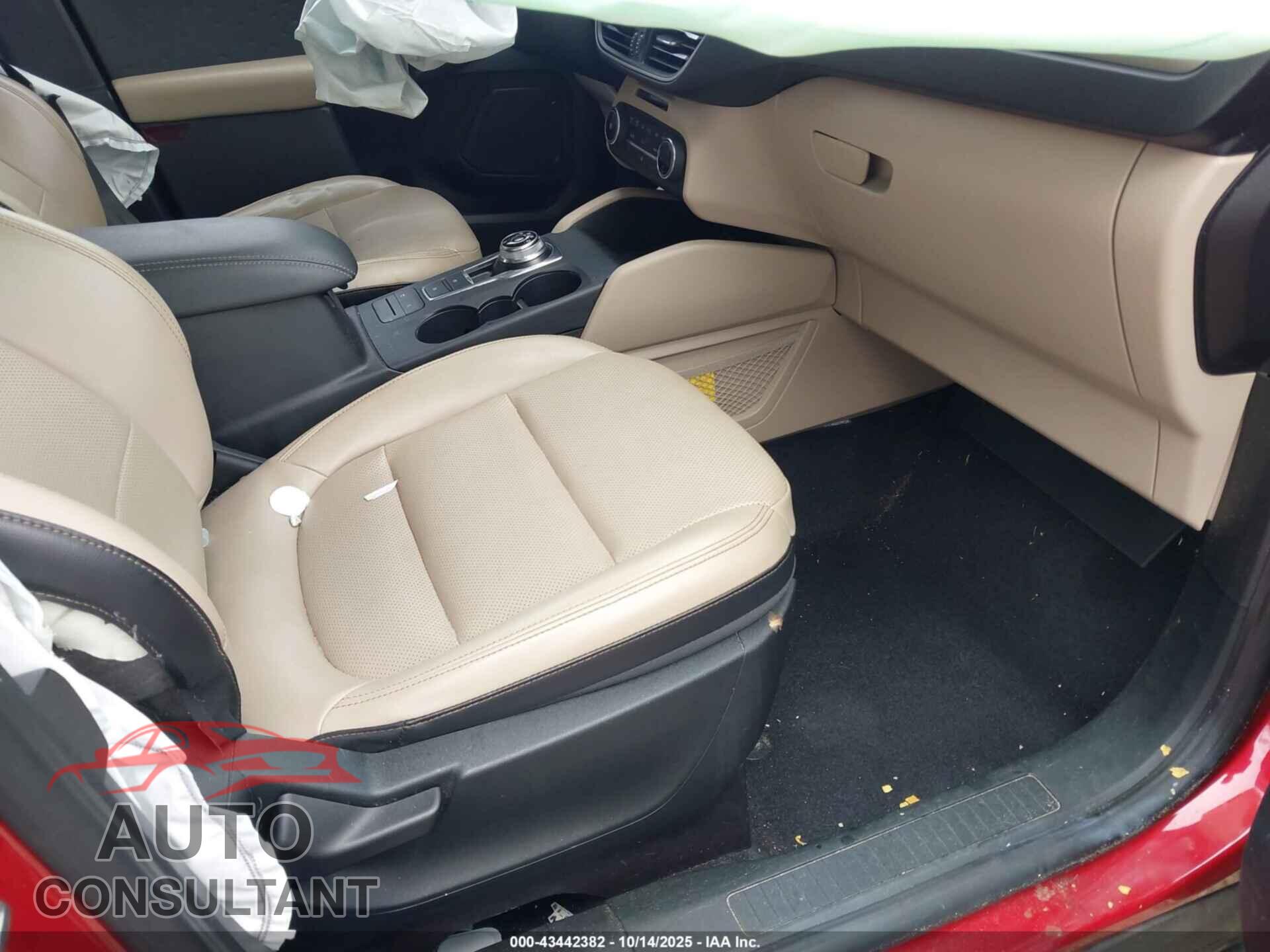 FORD ESCAPE 2020 - 1FMCU0H66LUA46466