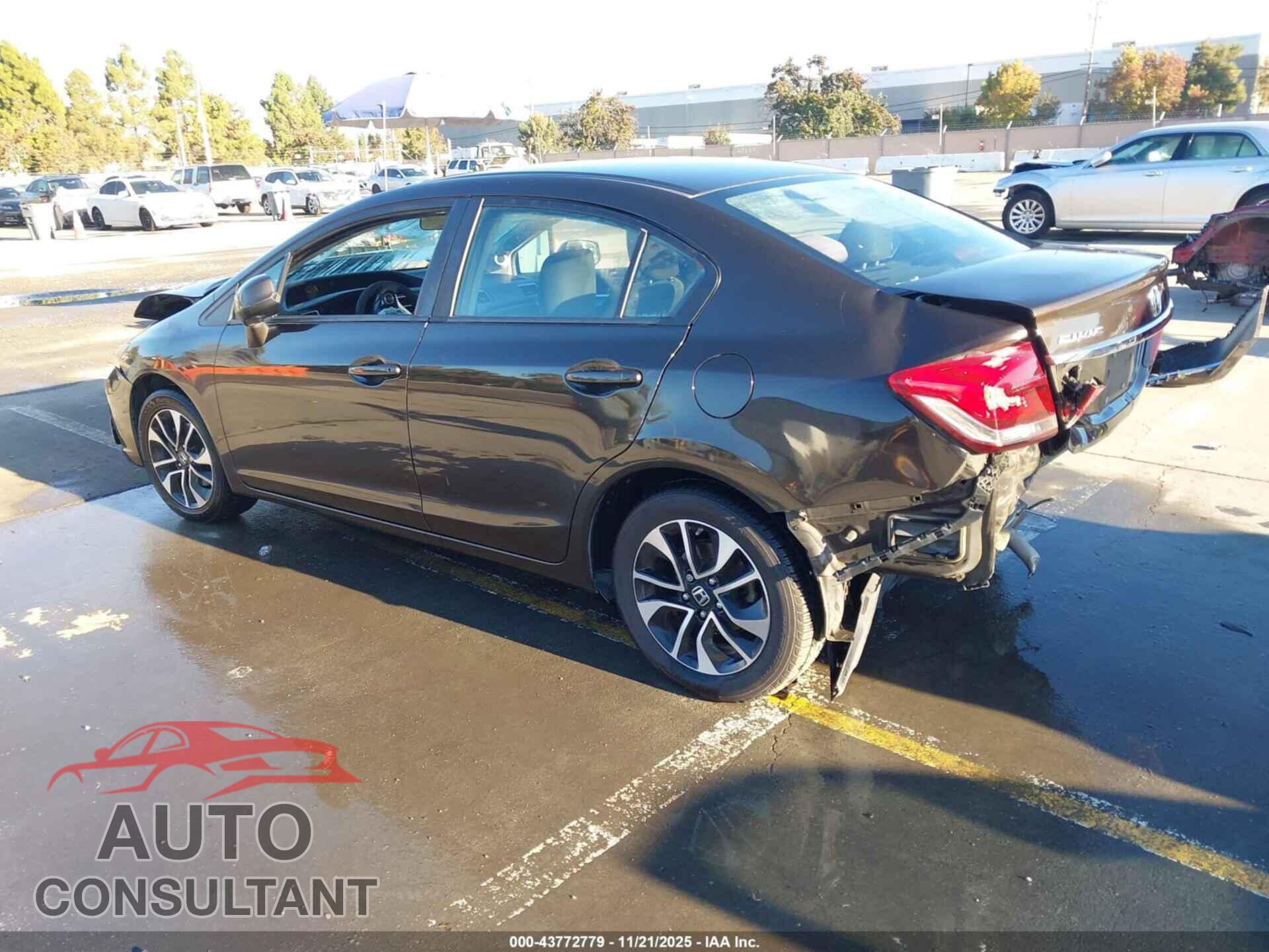 HONDA CIVIC 2013 - 2HGFB2F81DH525889