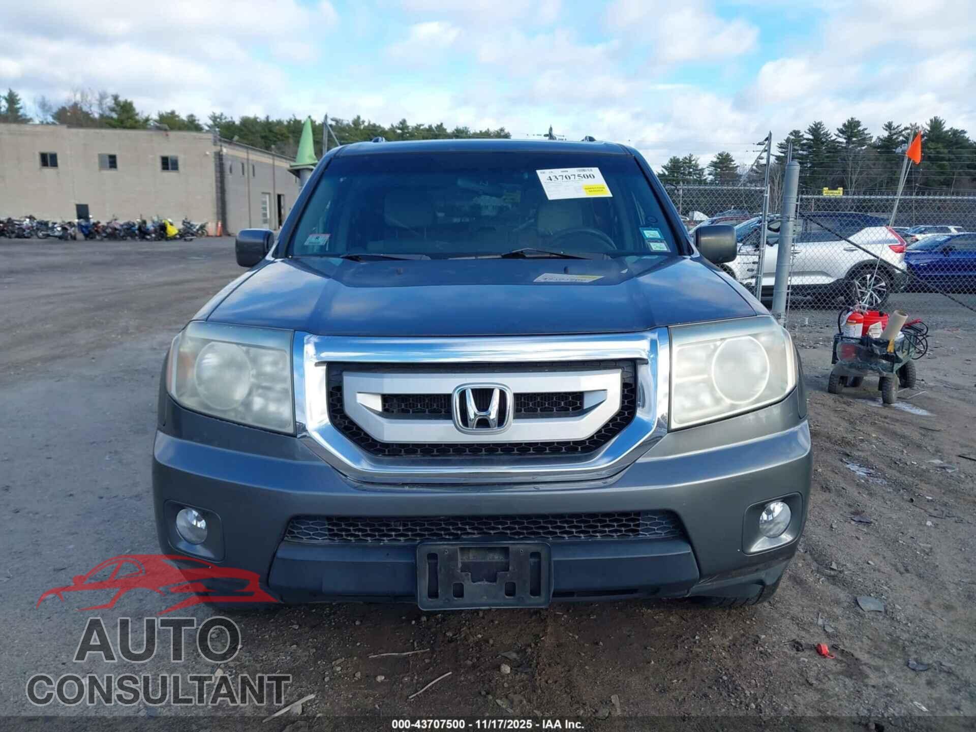 HONDA PILOT 2011 - 5FNYF4H43BB007609