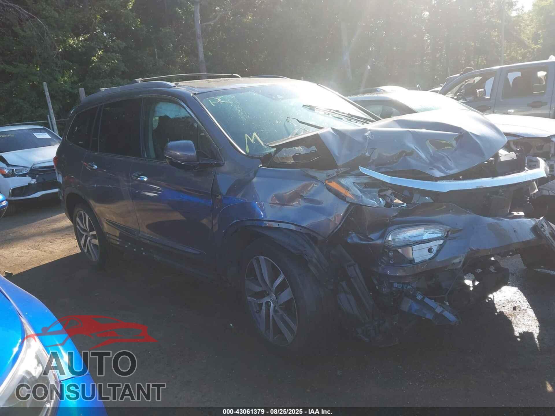 HONDA PILOT 2016 - 5FNYF6H09GB098904