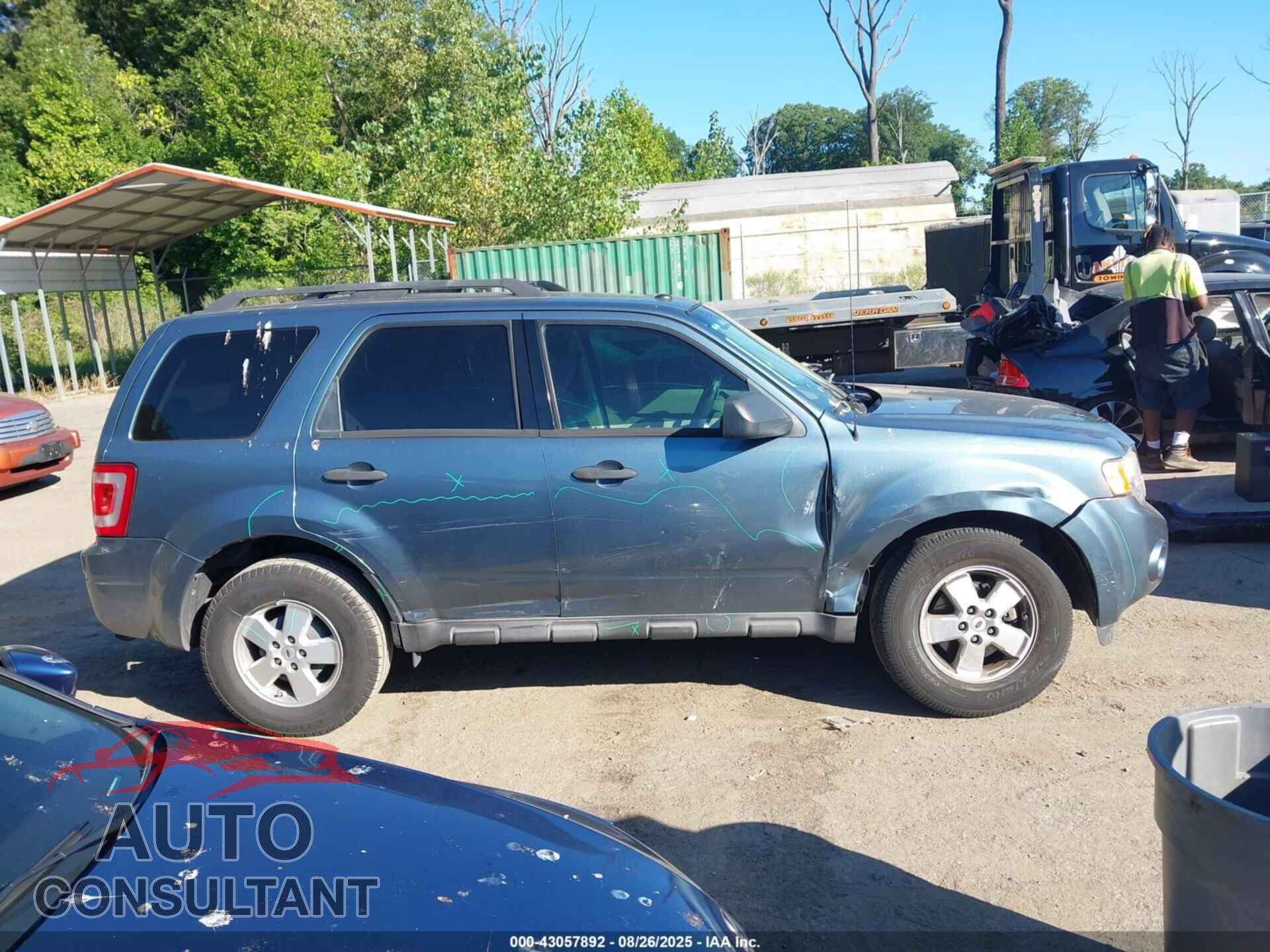 FORD ESCAPE 2012 - 1FMCU0DG5CKA99704