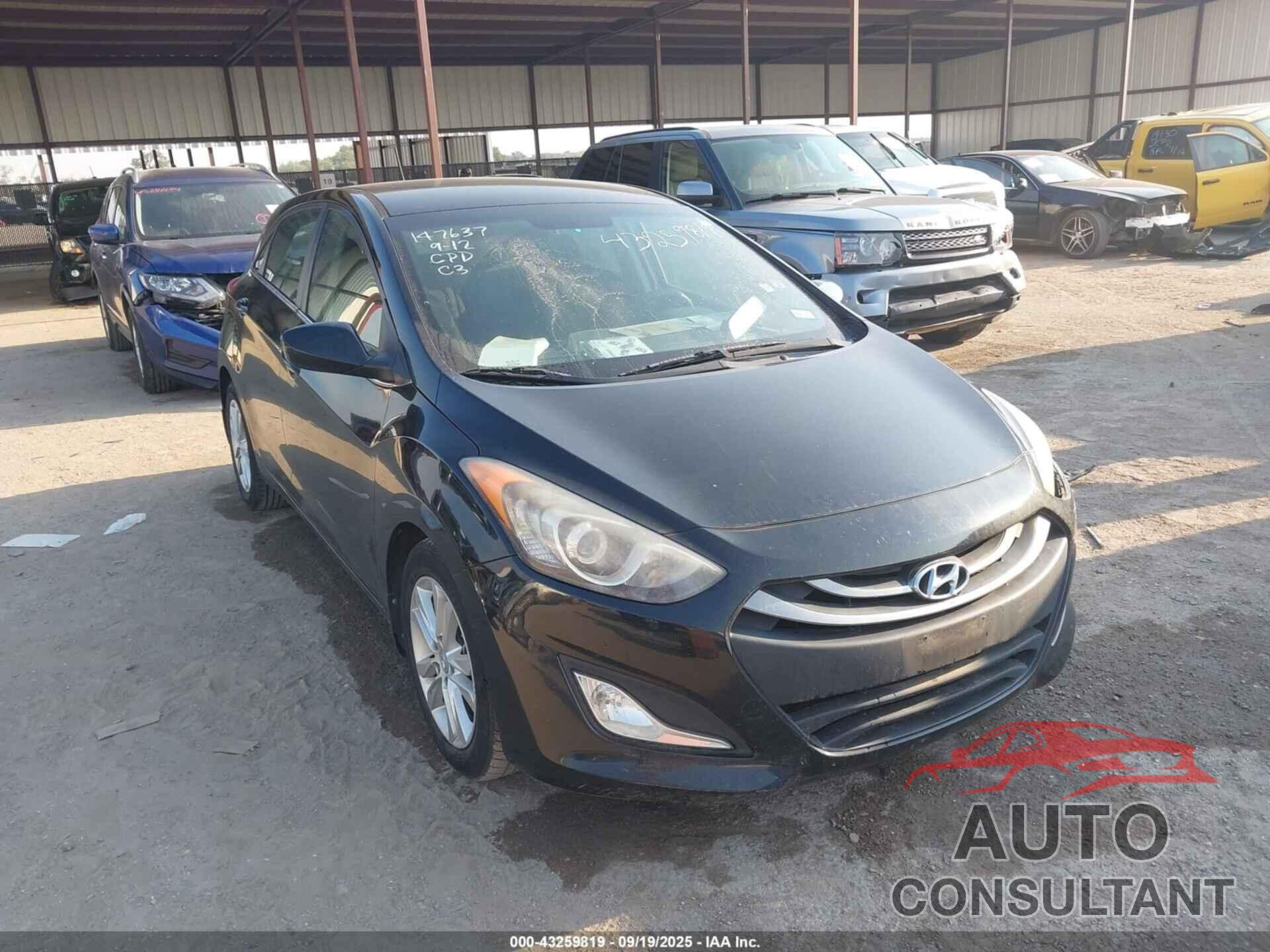 HYUNDAI ELANTRA GT 2014 - KMHD35LH5EU224903