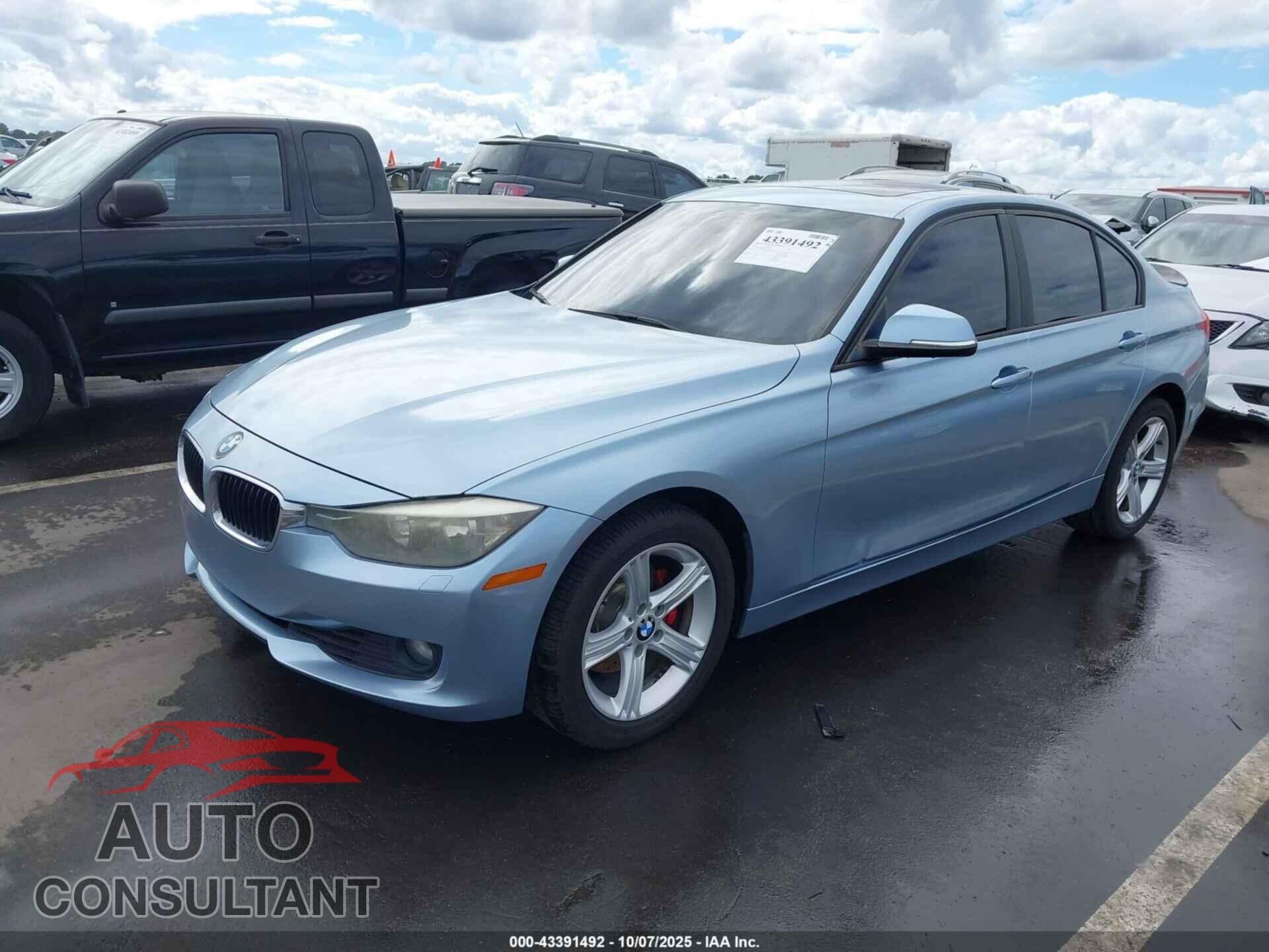 BMW 328I 2014 - WBA3B5G54ENS08024