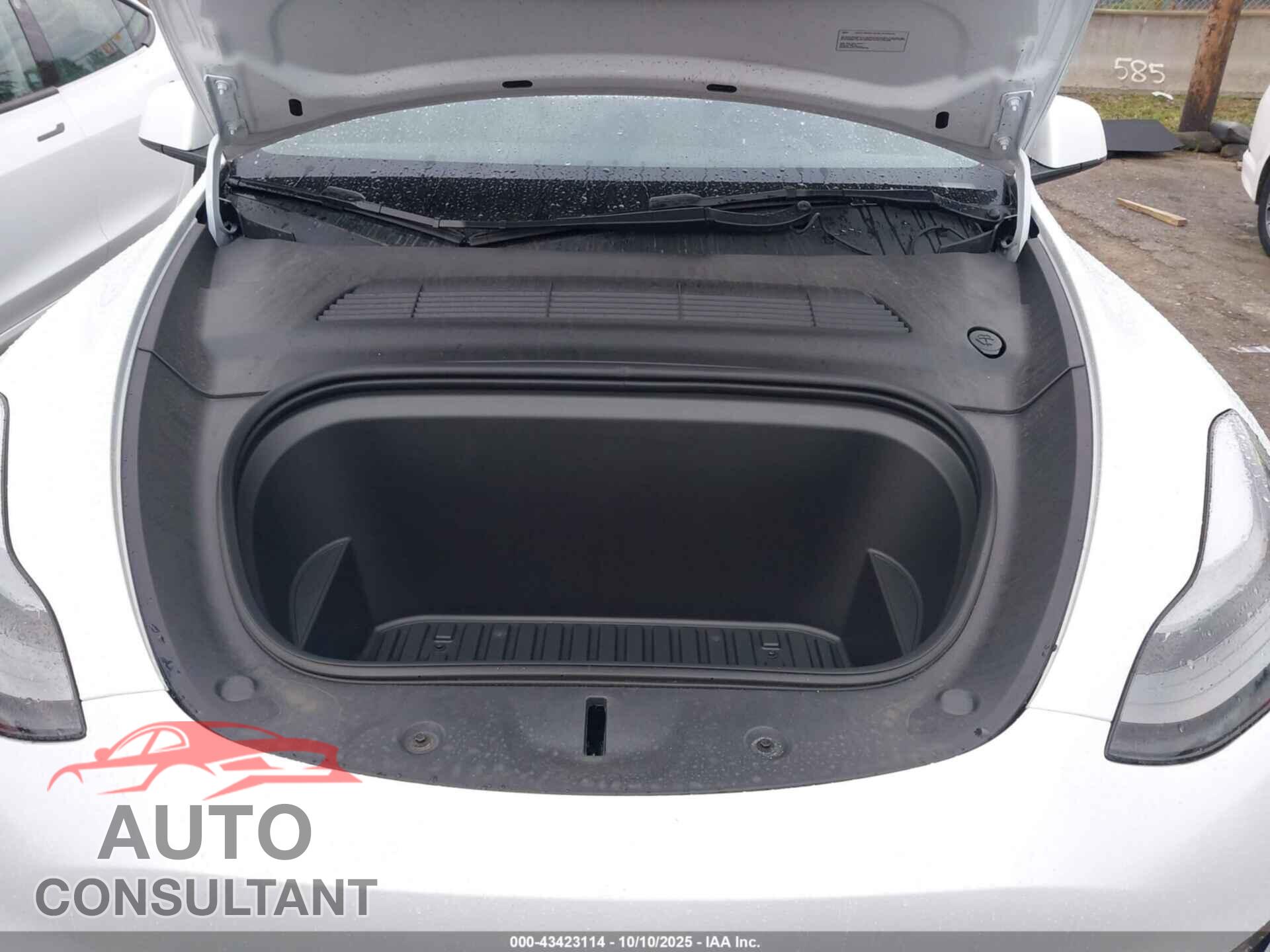 TESLA MODEL Y 2023 - 7SAYGDEE9PF608091