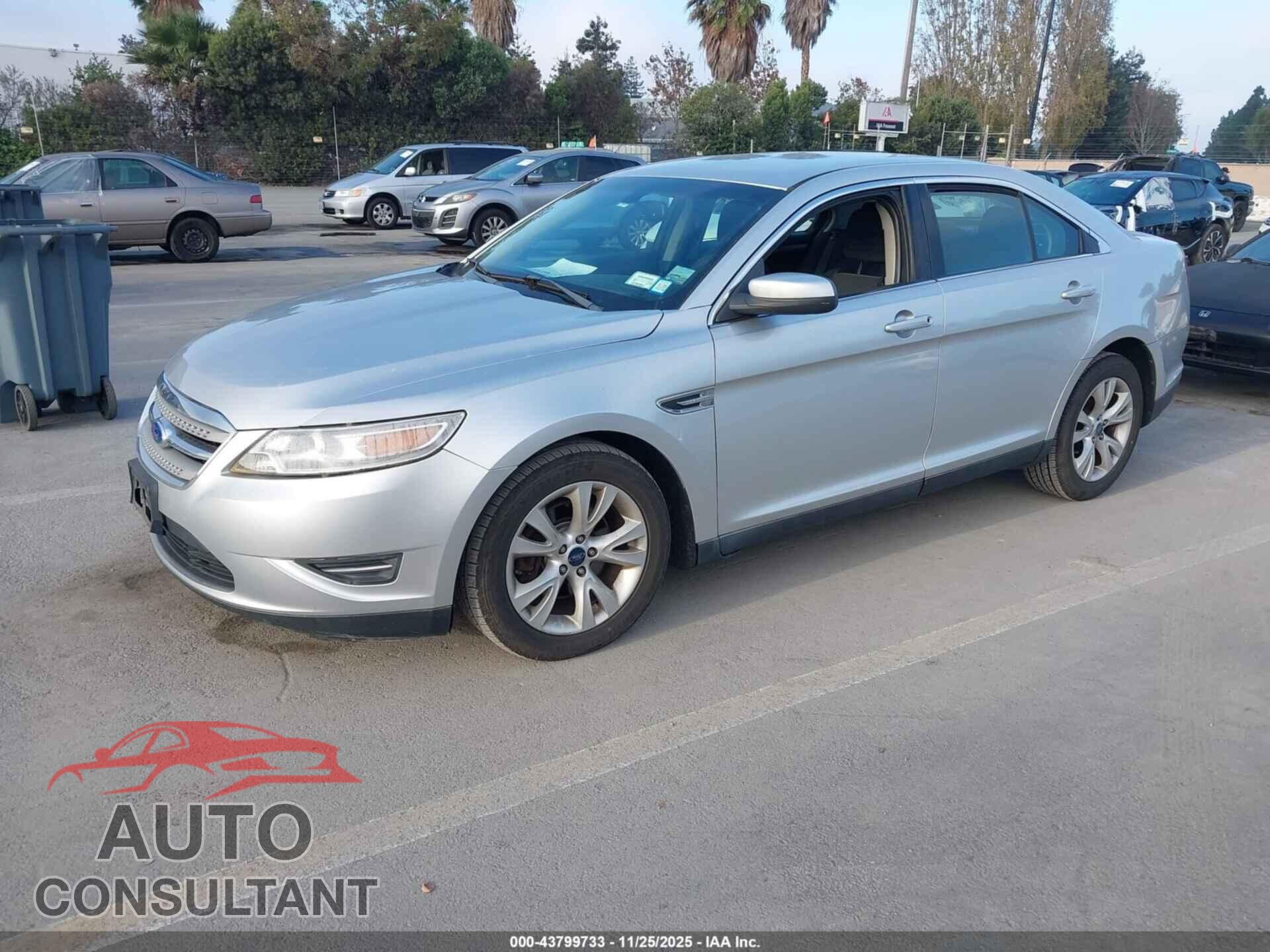 FORD TAURUS 2011 - 1FAHP2EW0BG161102