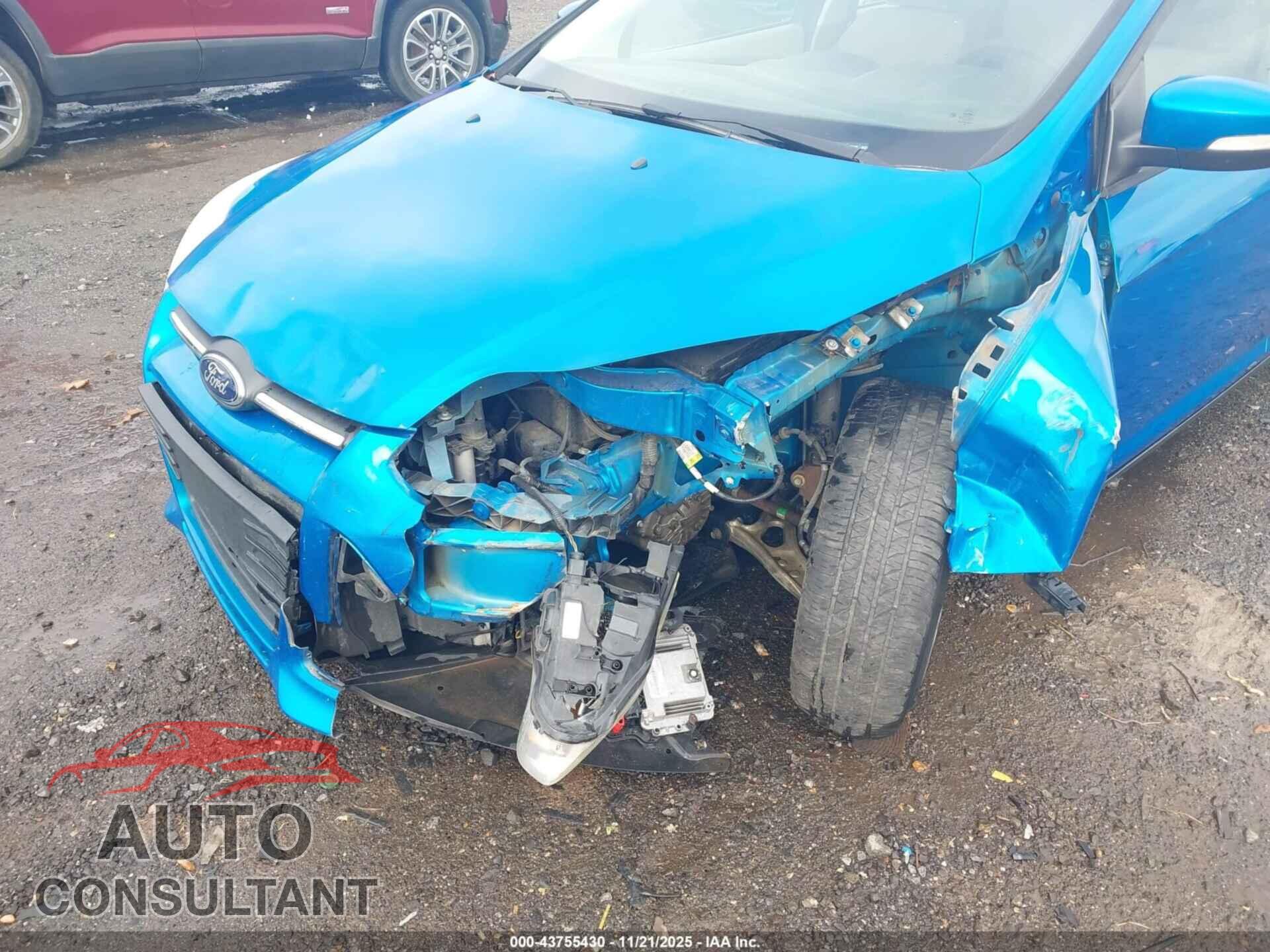 FORD FOCUS 2014 - 1FADP3F21EL190619