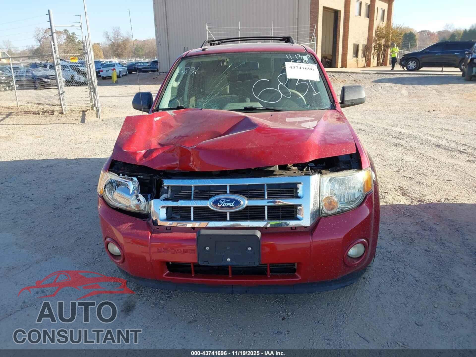 FORD ESCAPE 2011 - 1FMCU9DG1BKA36831