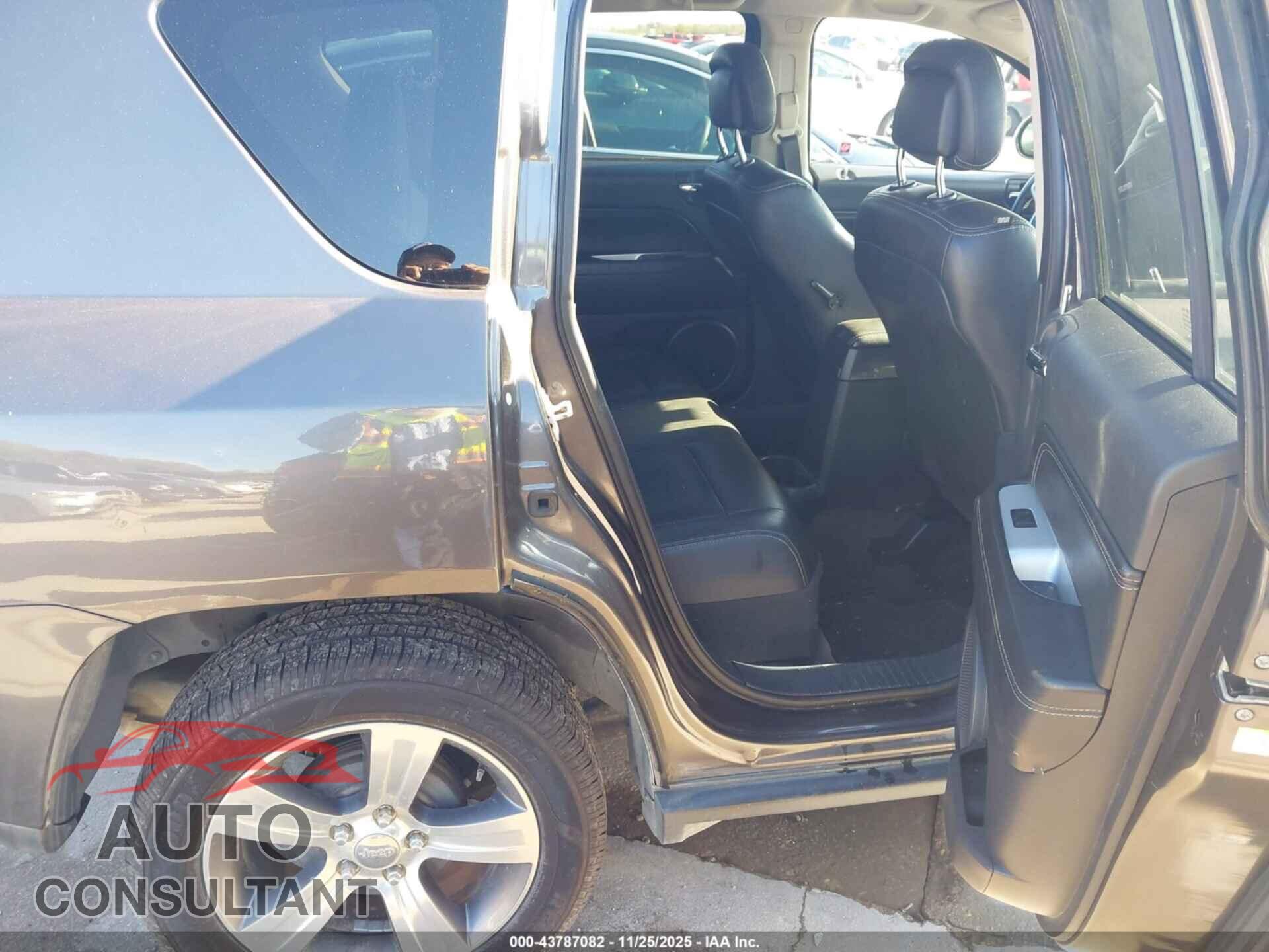 JEEP COMPASS 2016 - 1C4NJCEA9GD815273
