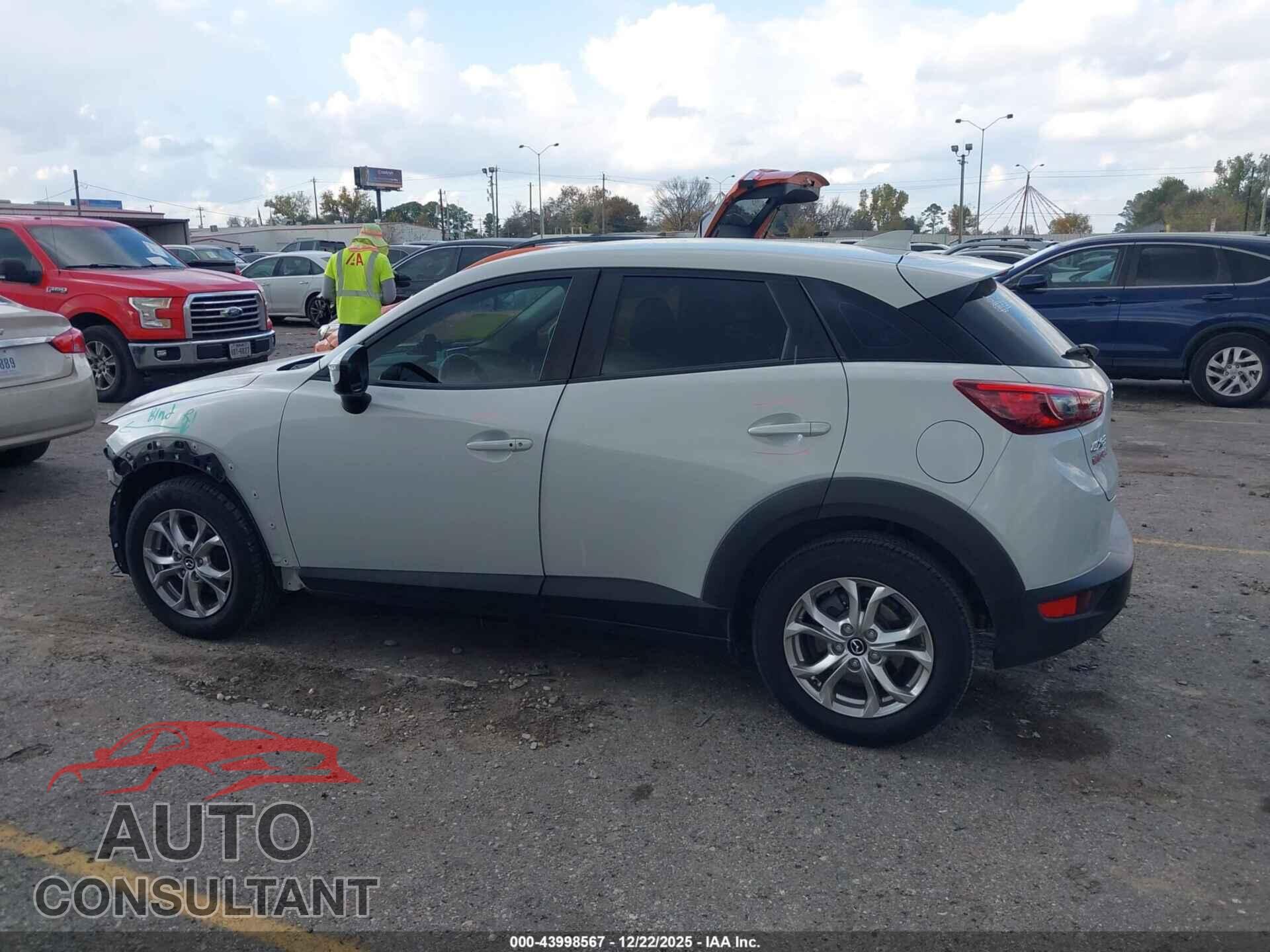 MAZDA CX-3 2016 - JM1DKBC73G0126329