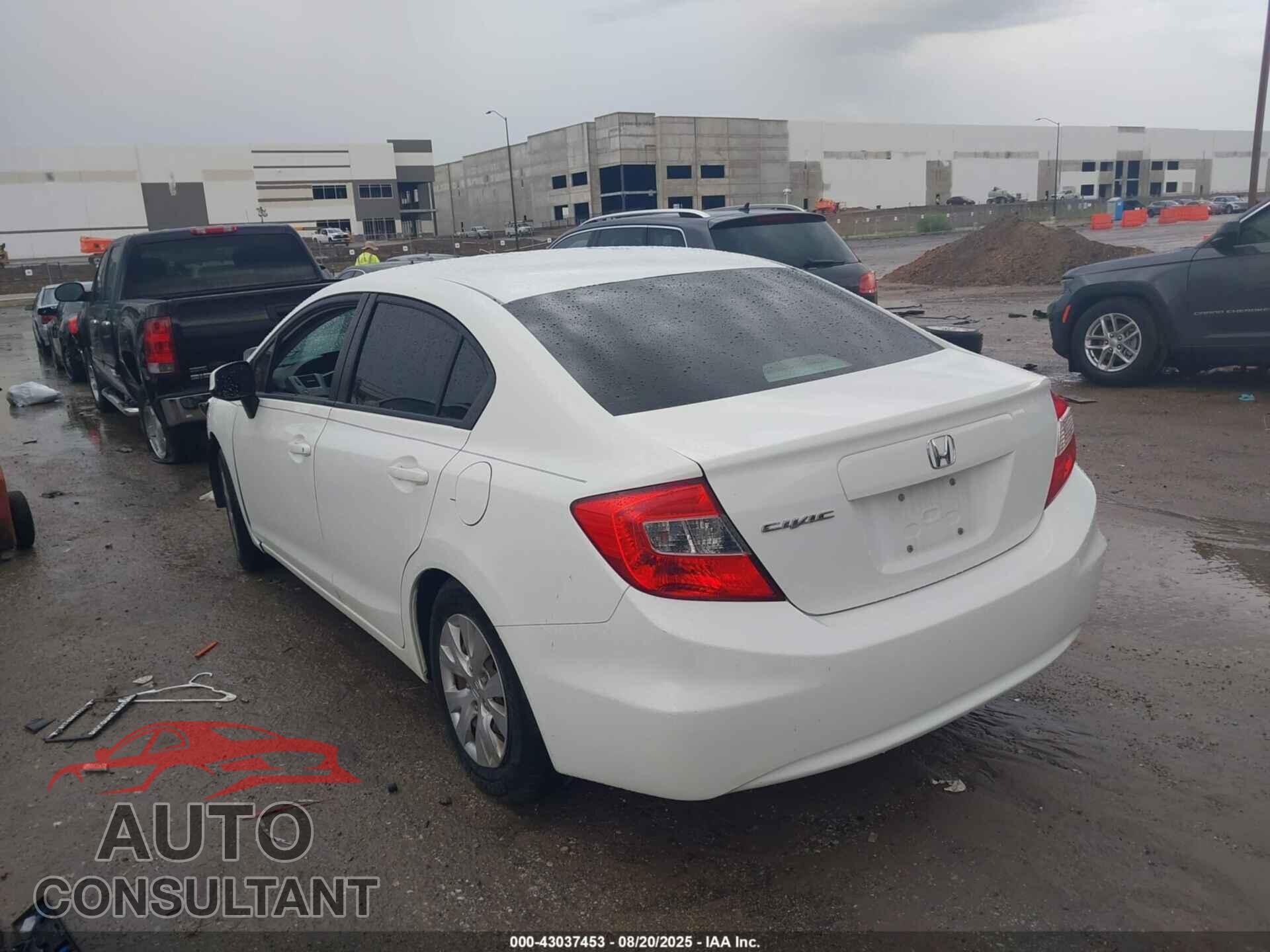 HONDA CIVIC 2012 - 2HGFB2F57CH318346