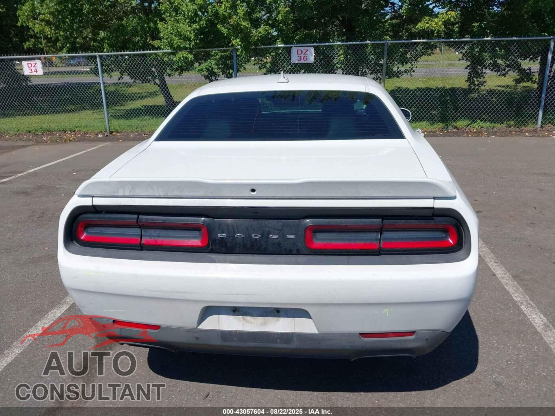 DODGE CHALLENGER 2015 - 2C3CDZBT6FH709120