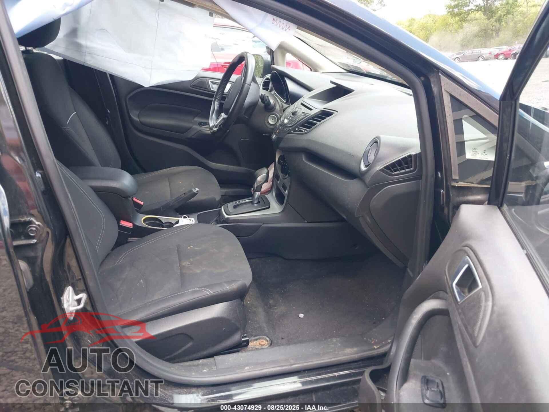 FORD FIESTA 2014 - 3FADP4EJ8EM133931