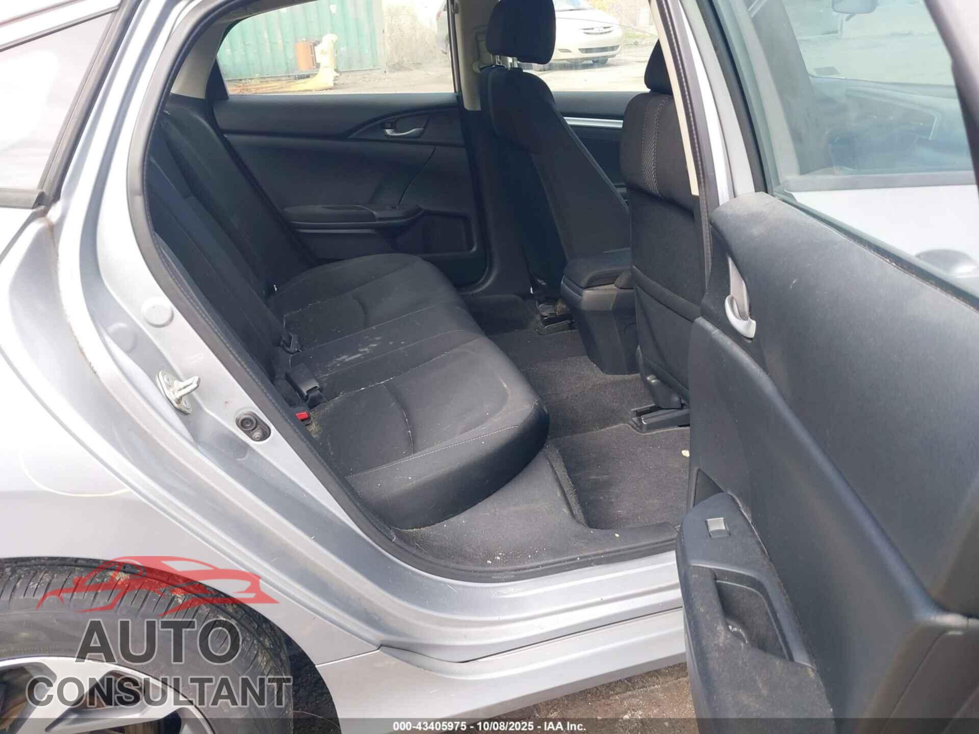 HONDA CIVIC 2017 - 2HGFC2F70HH513114