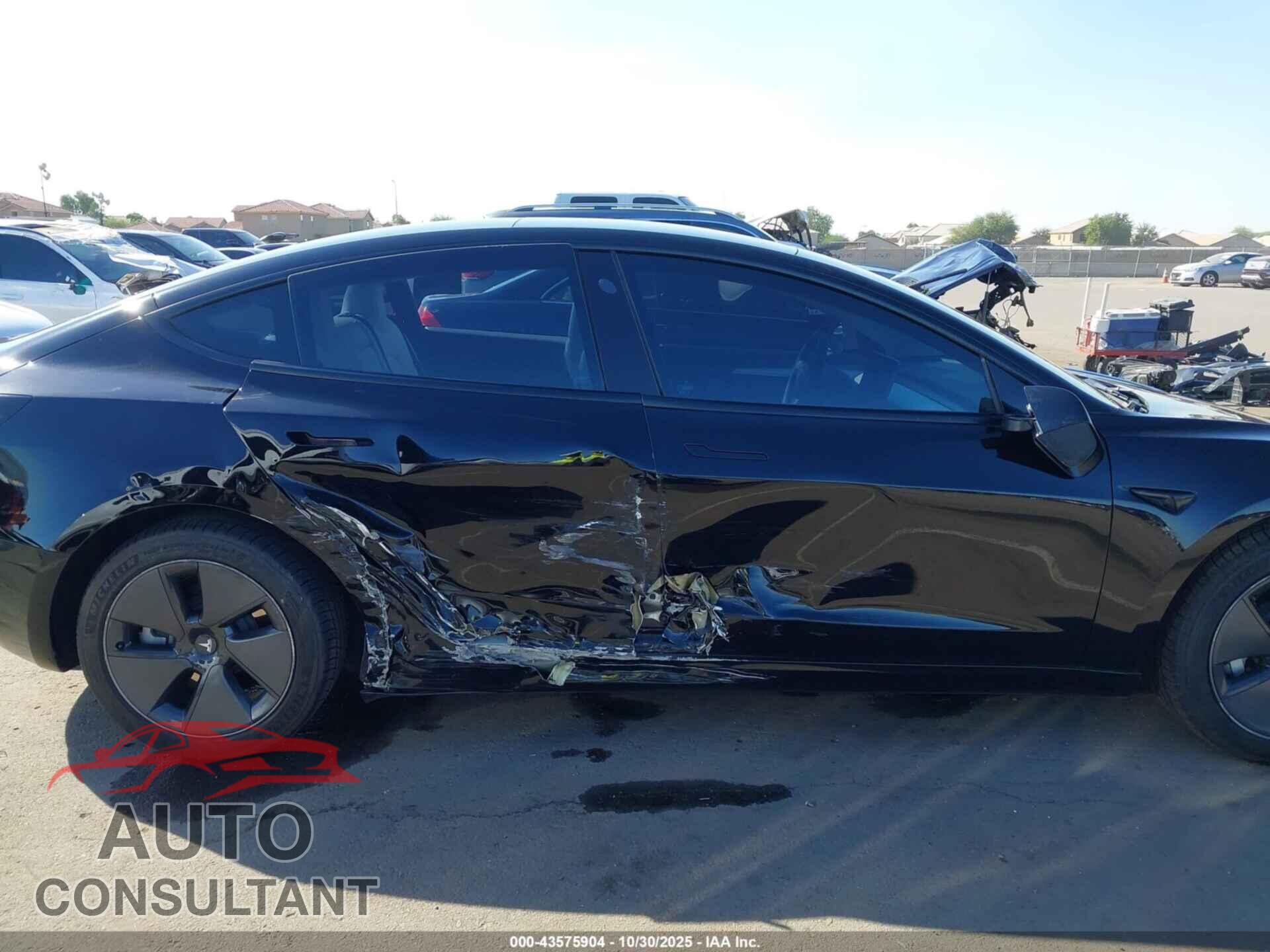 TESLA MODEL 3 2023 - 5YJ3E1EA1PF592526