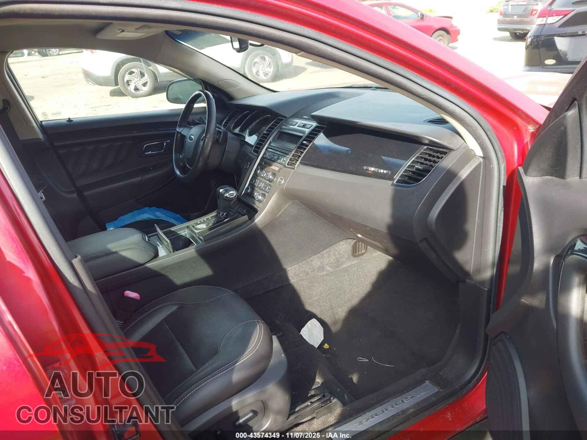 FORD TAURUS 2010 - 1FAHP2FW2AG157386