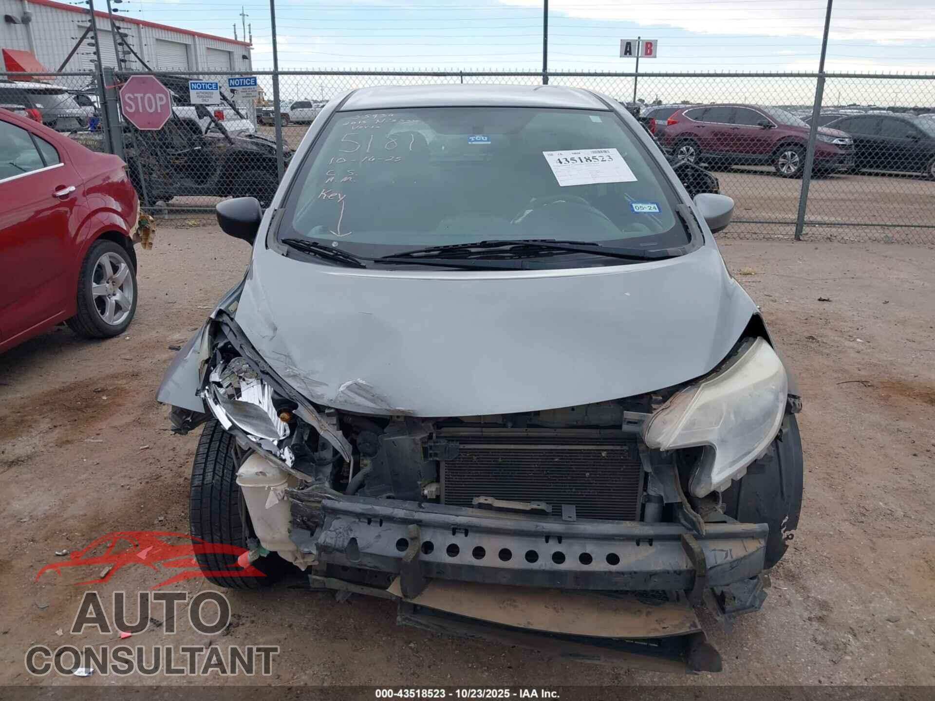 NISSAN VERSA NOTE 2015 - 3N1CE2CP4FL445181