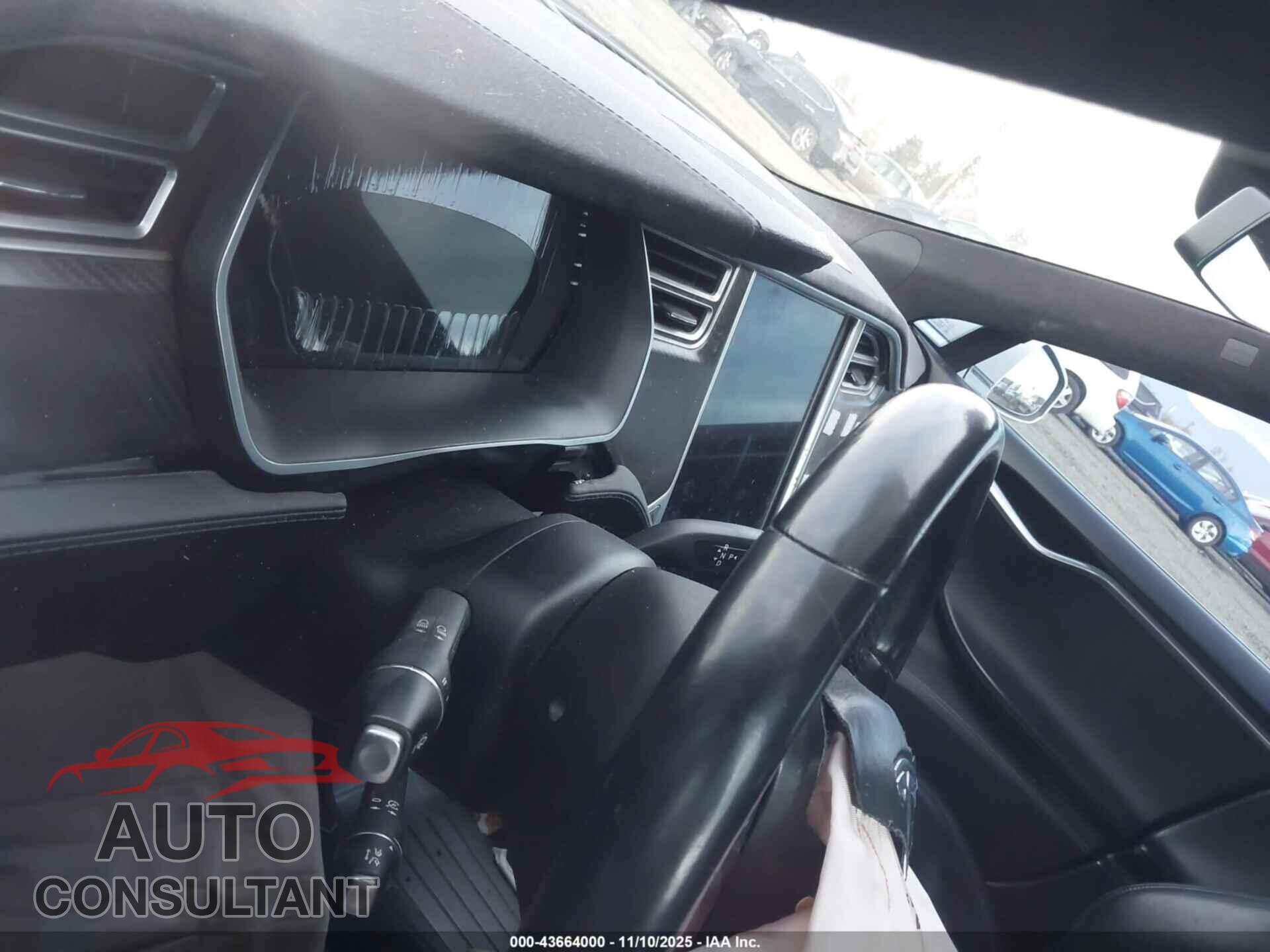 TESLA MODEL S 2015 - 5YJSA1H49FF086793