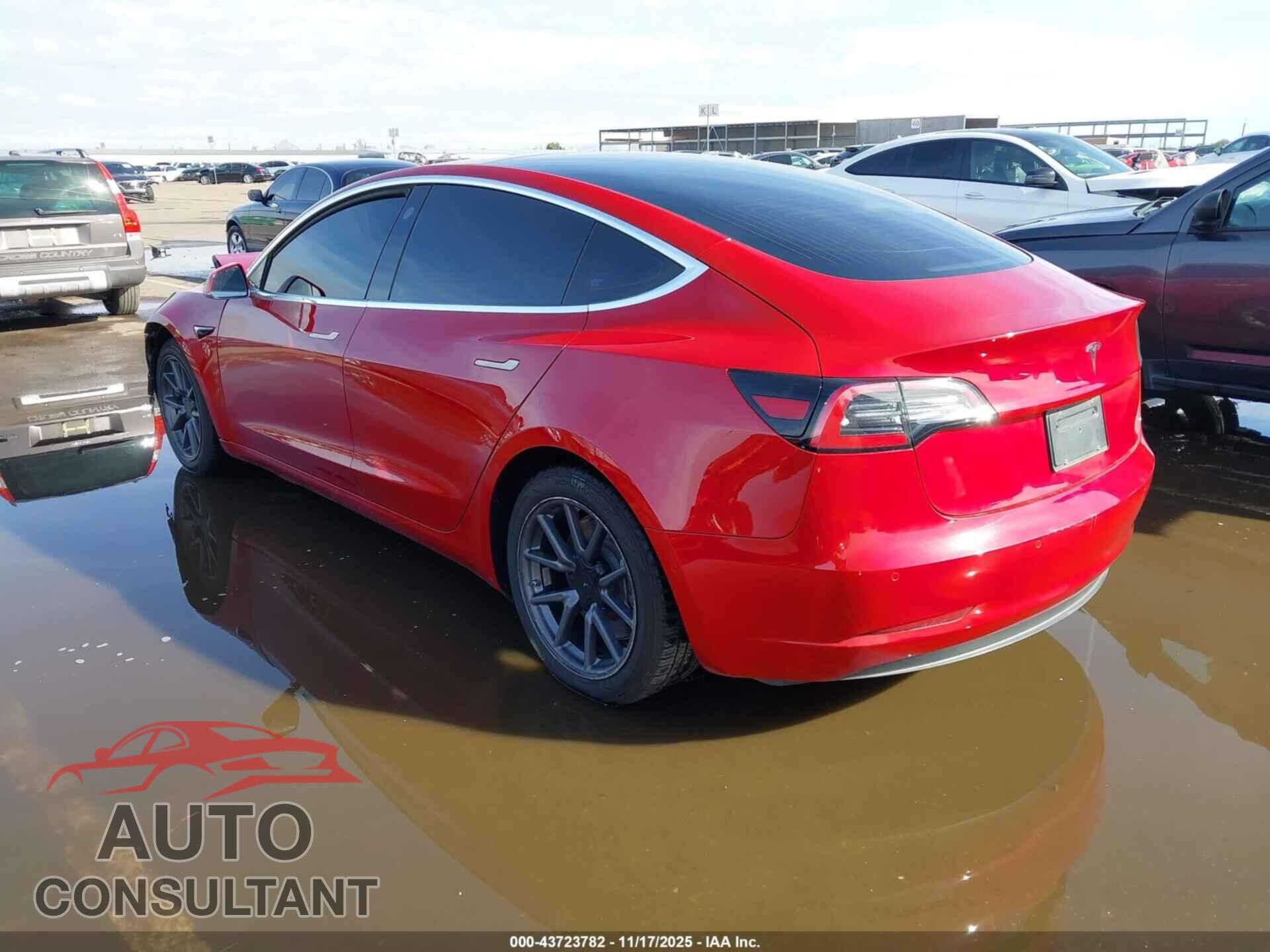 TESLA MODEL 3 2018 - 5YJ3E1EA8JF058141
