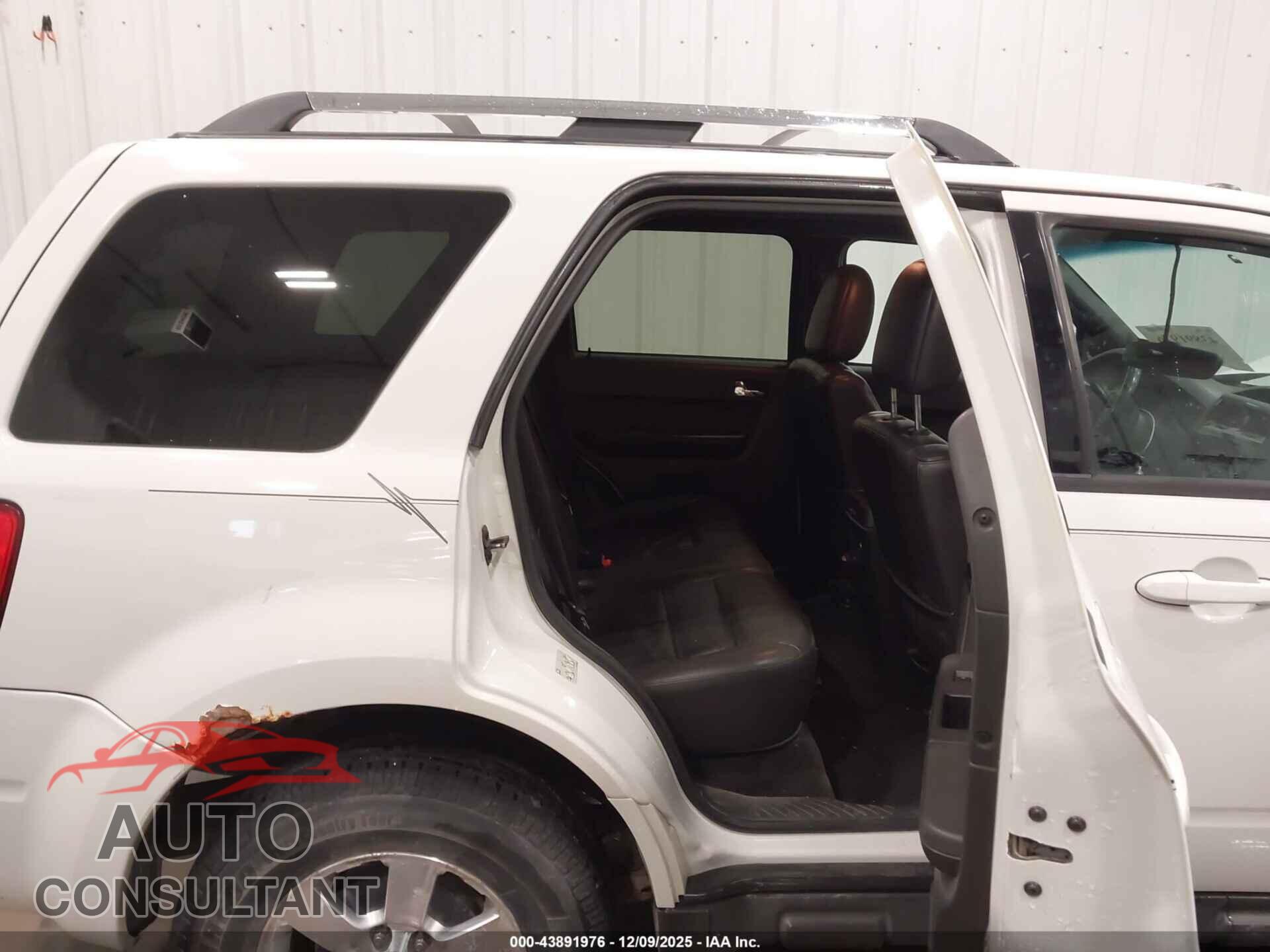 FORD ESCAPE 2011 - 1FMCU9EG7BKB00160