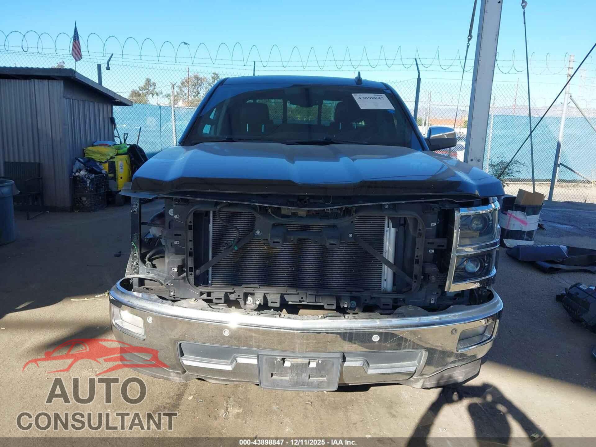 CHEVROLET SILVERADO 1500 2015 - 3GCPCSEC5FG111040