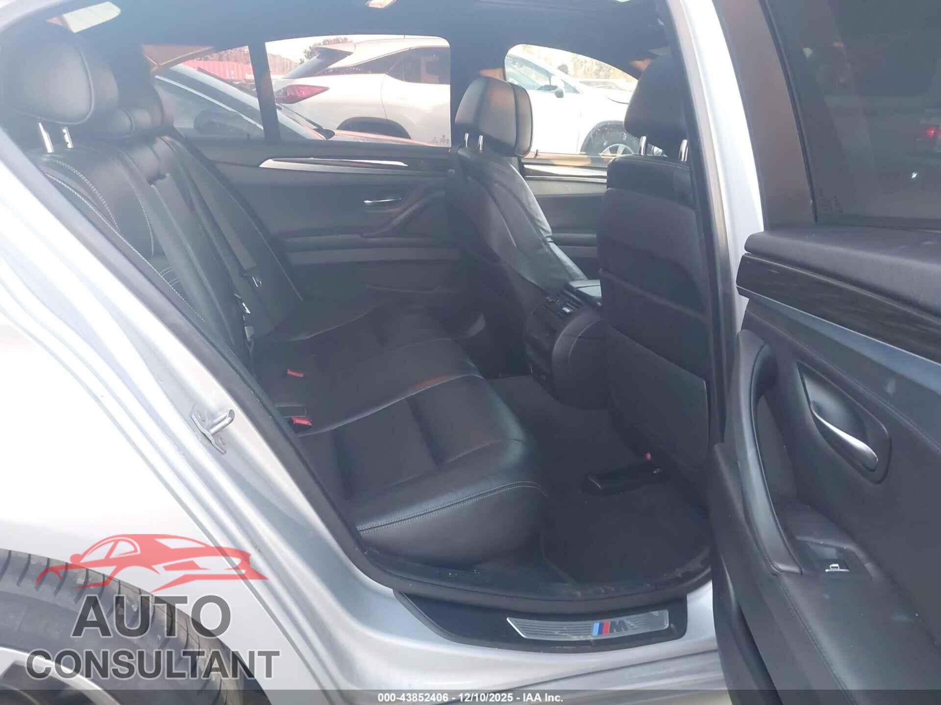 BMW 528I 2015 - WBA5A5C53FD521476