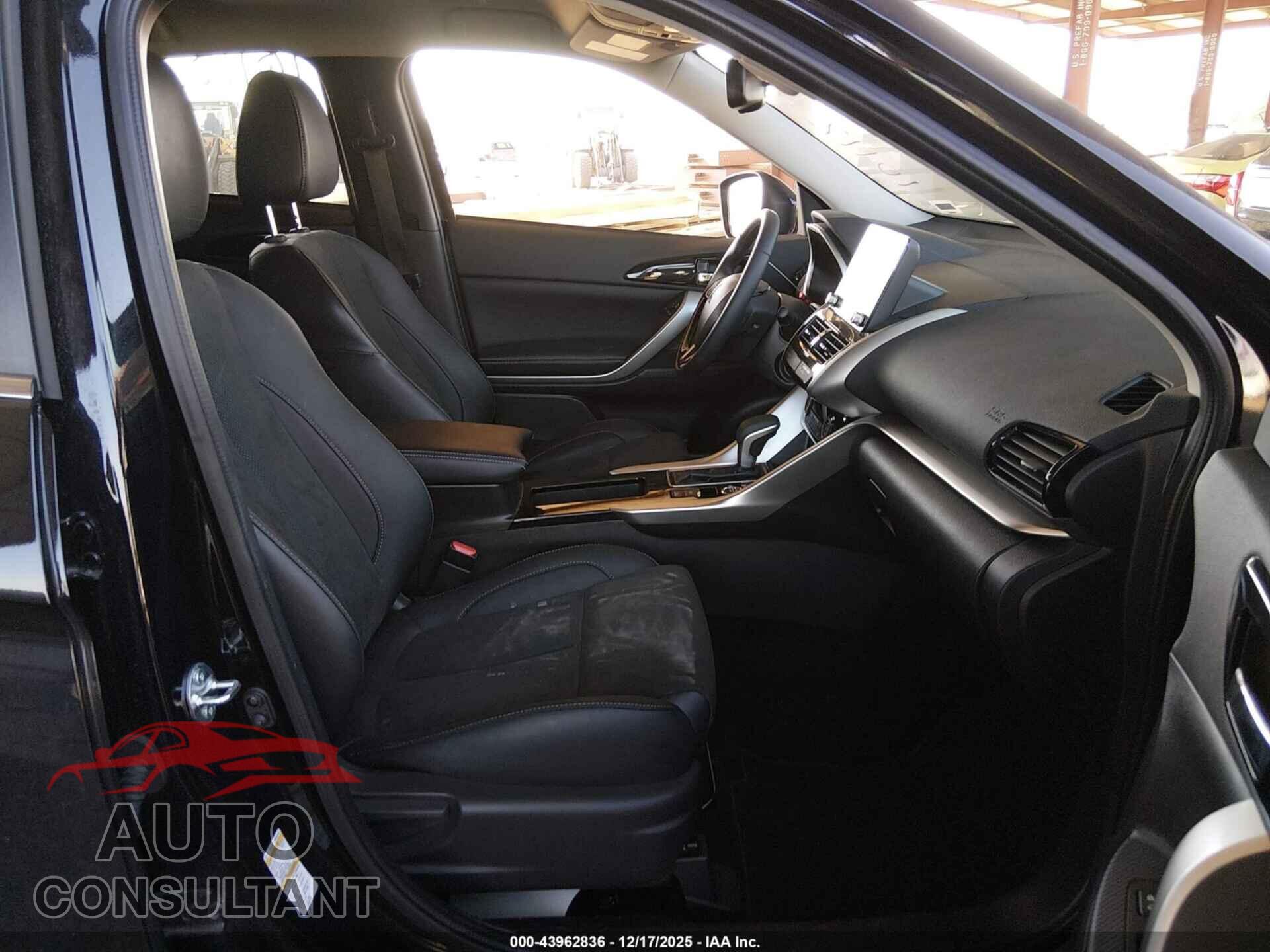 MITSUBISHI ECLIPSE CROSS 2025 - JA4ATWAA6SZ043840
