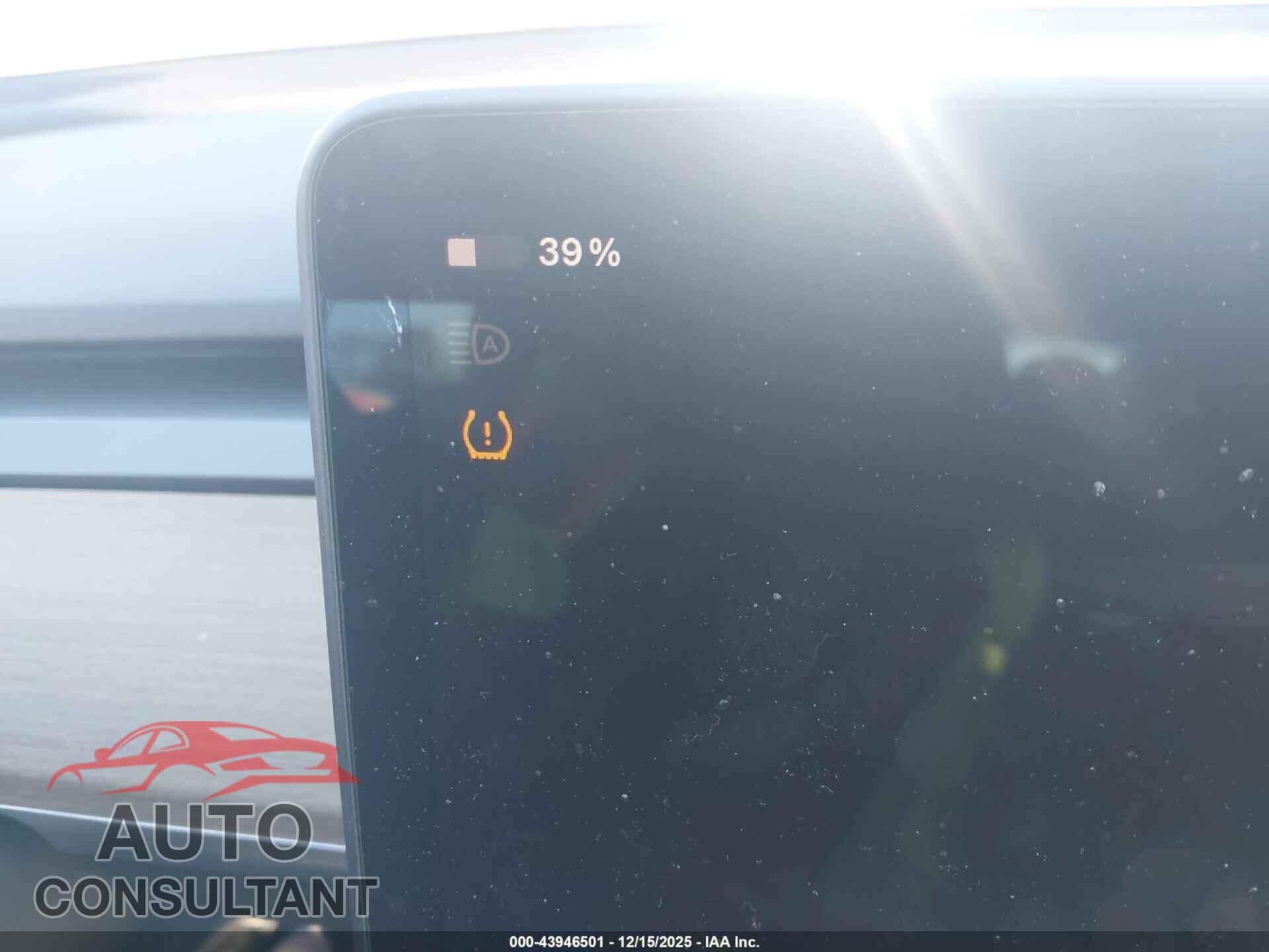 TESLA MODEL 3 2023 - 5YJ3E1EA1PF382136