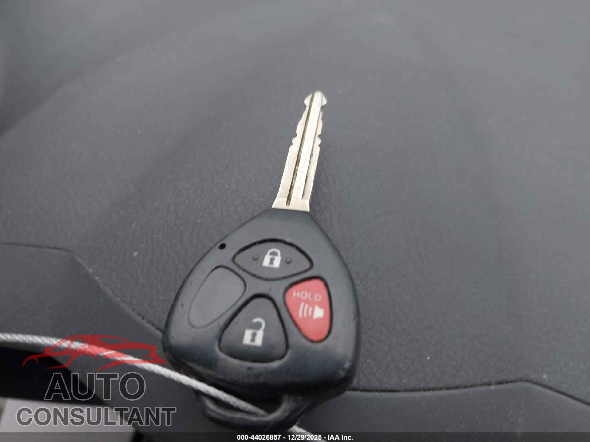 TOYOTA RAV4 2011 - 2T3BF4DV8BW101256