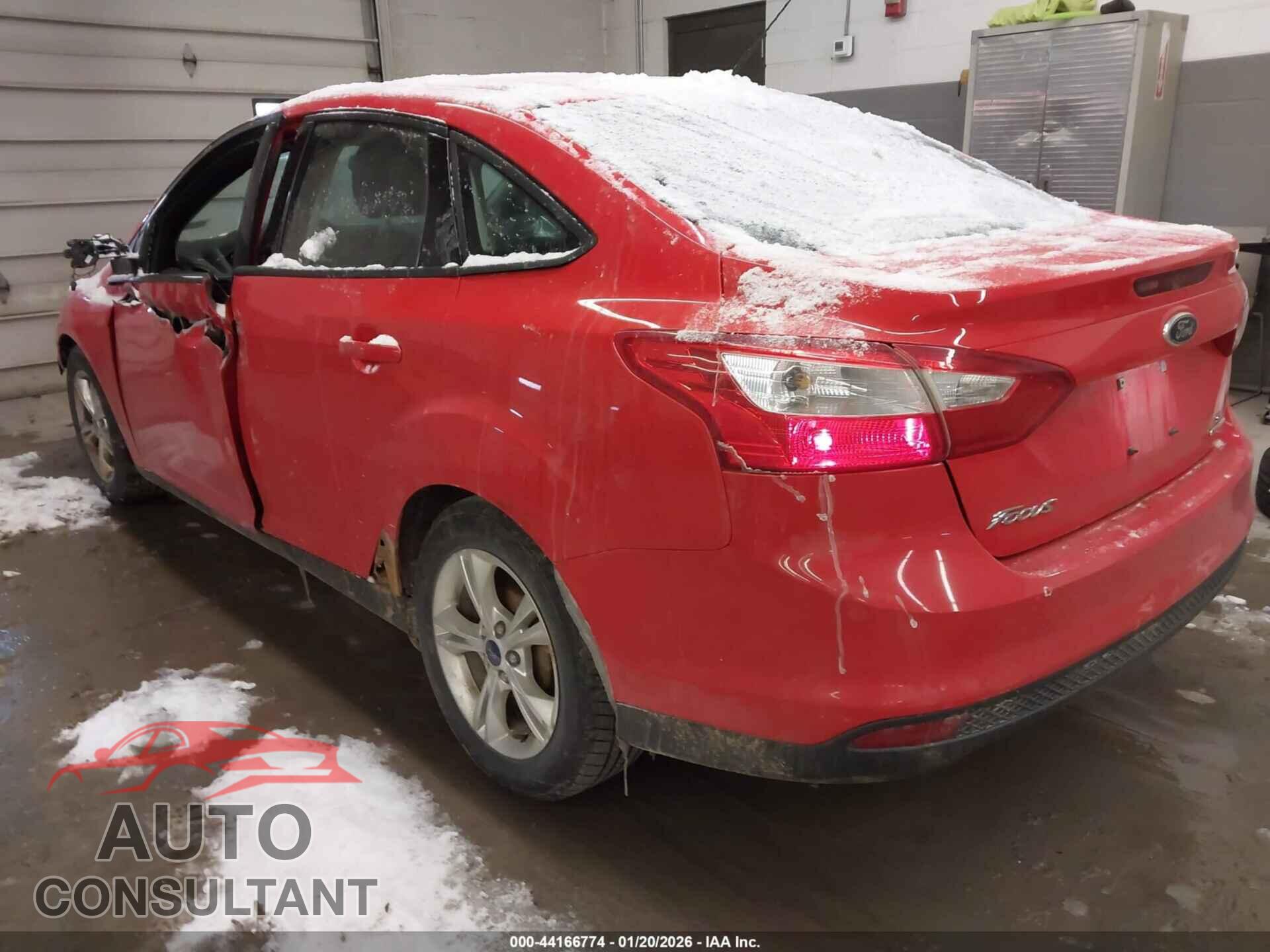 FORD FOCUS 2014 - 1FADP3F2XEL392701