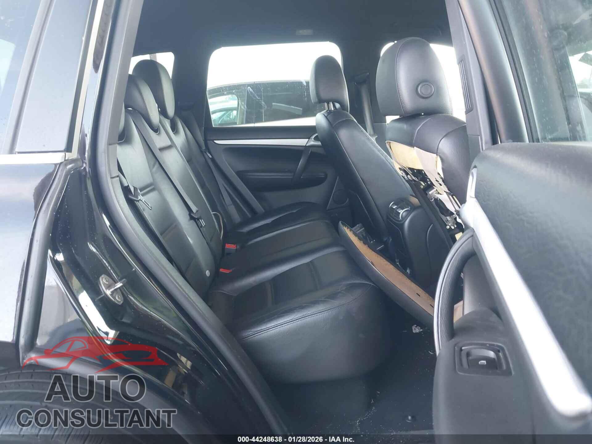 PORSCHE CAYENNE 2010 - WP1AA2AP8ALA03543