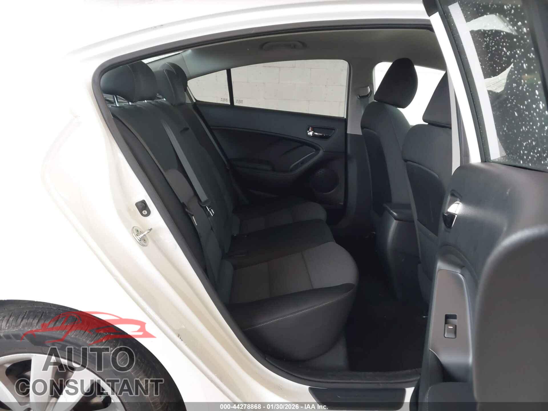 KIA FORTE 2016 - KNAFX4A65G5555780