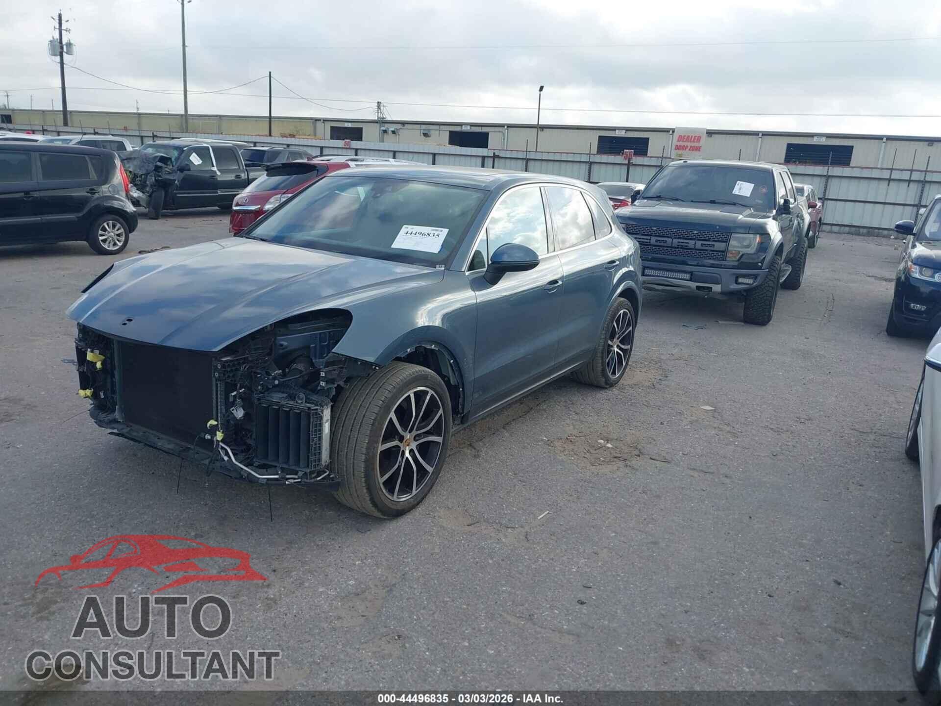 PORSCHE CAYENNE 2019 - WP1AA2AY3KDA15717