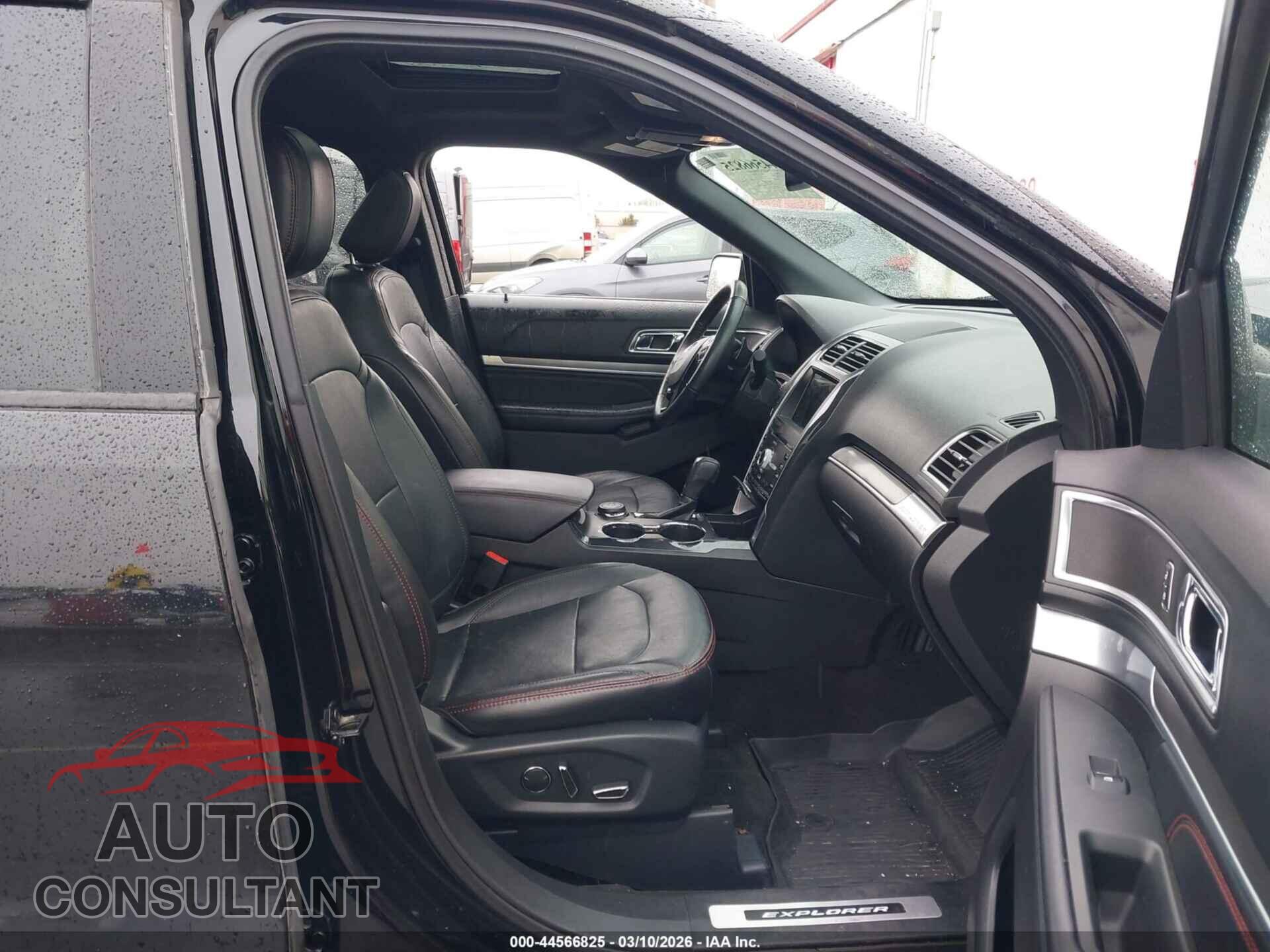 FORD EXPLORER 2018 - 1FM5K8GT6JGB10313