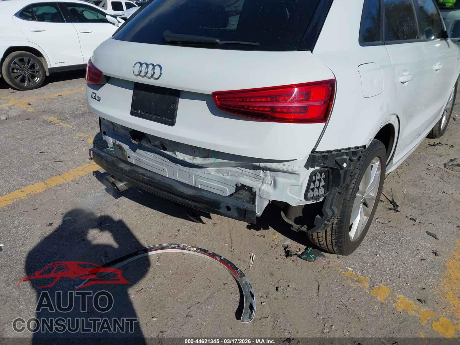 AUDI Q3 2018 - WA1BCCFS6JR023574
